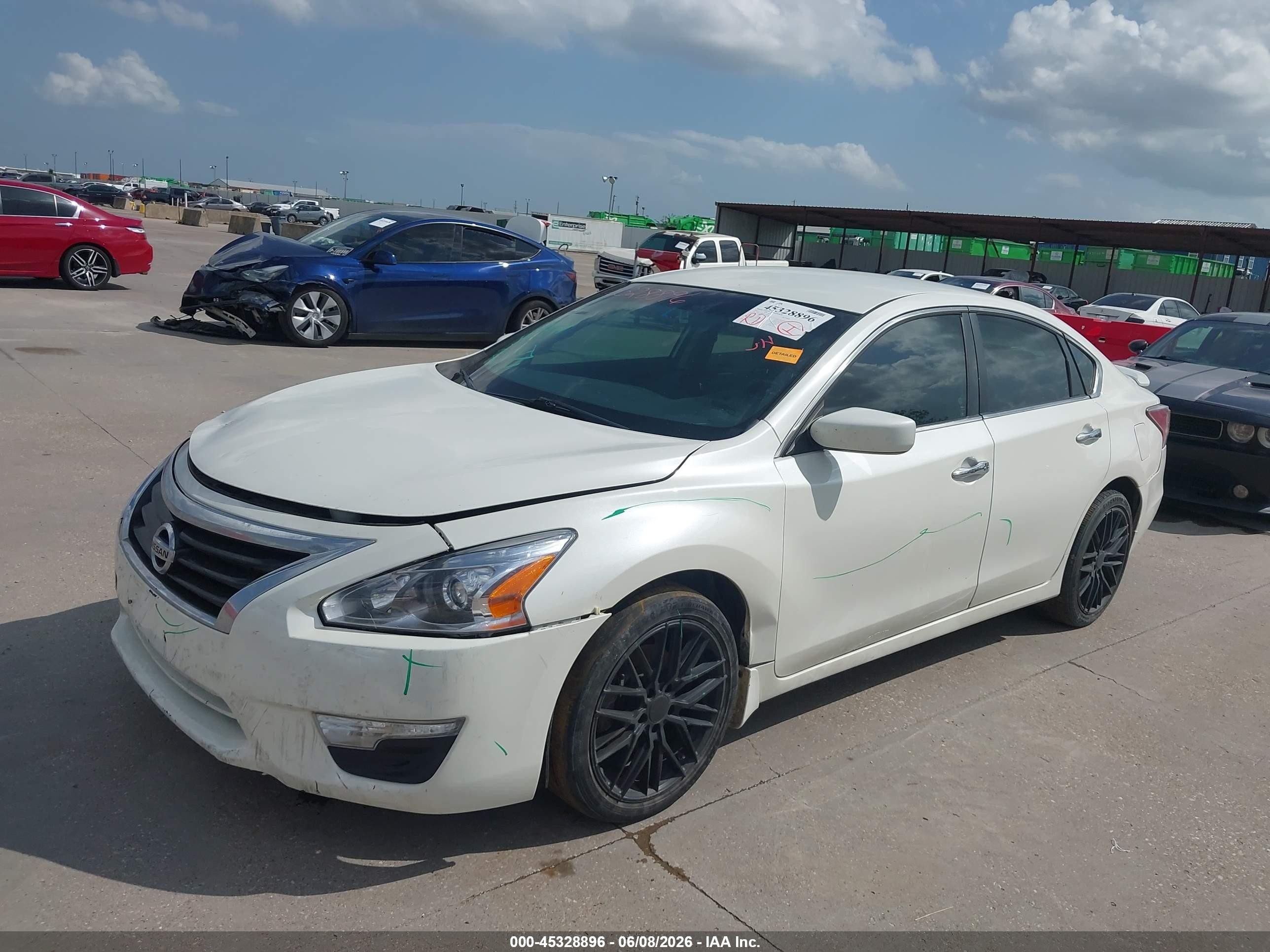 2015 Nissan Altima 2.5 S White vin: 1N4AL3AP8FN406778