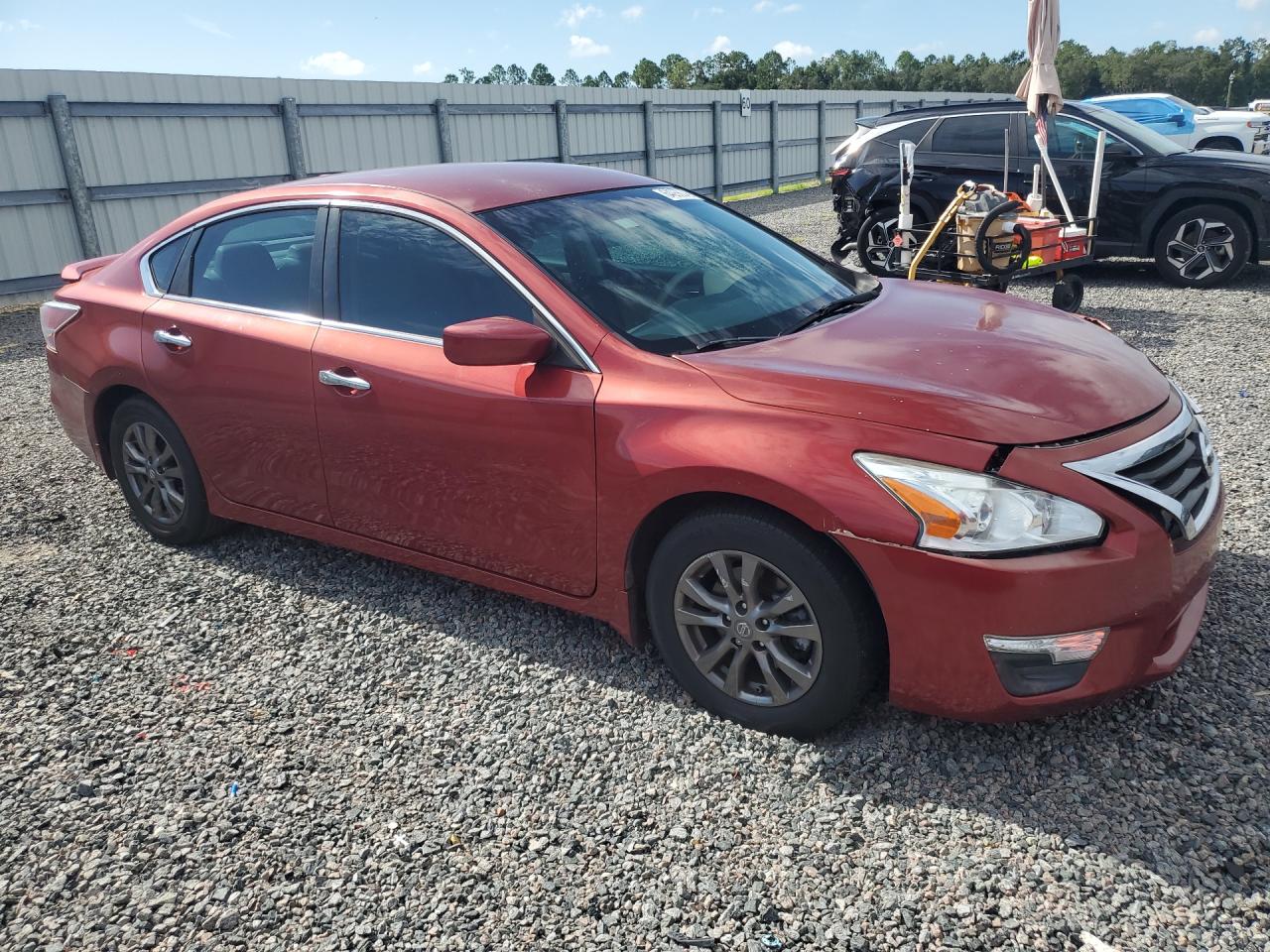 2015 Nissan Altima 2.5 S Бордовый vin: 1N4AL3AP8FN861498