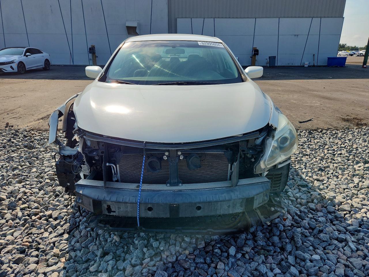 2015 Nissan Altima 2.5 S White vin: 1N4AL3AP8FN868399