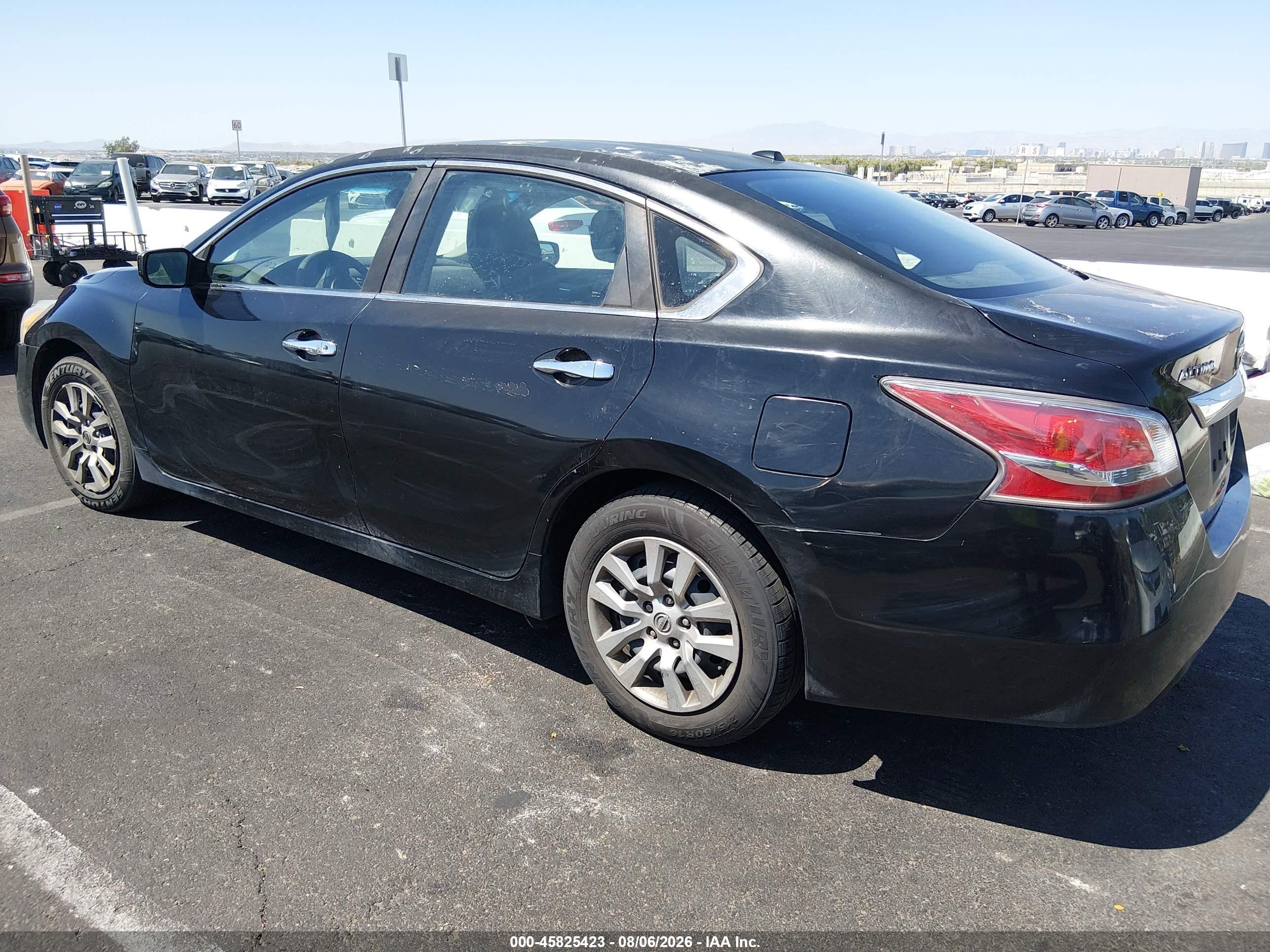 2015 Nissan Altima   Black vin: 1N4AL3AP8FN872324