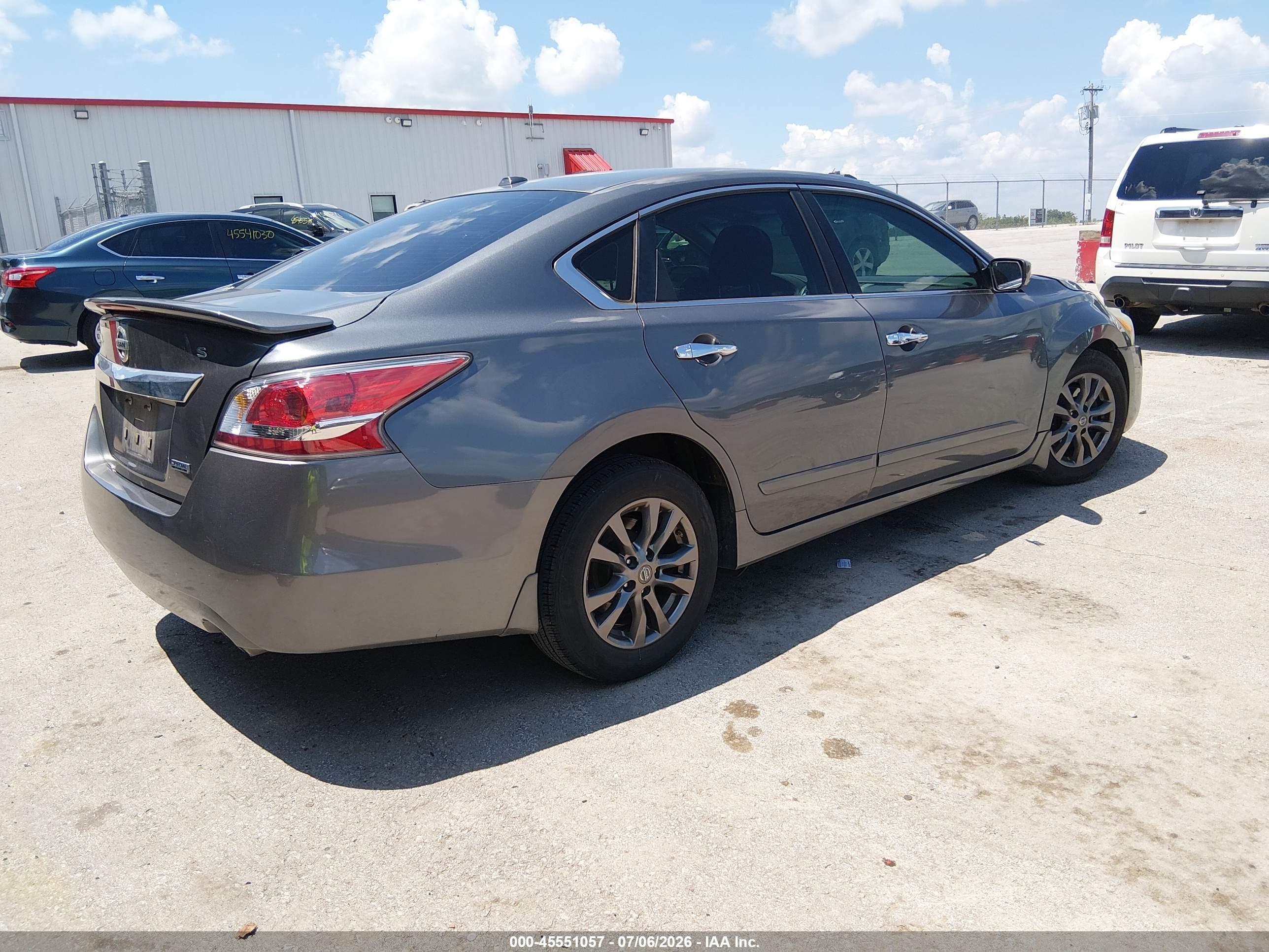 2015 Nissan Altima 2.5 S Gray vin: 1N4AL3AP8FN903118