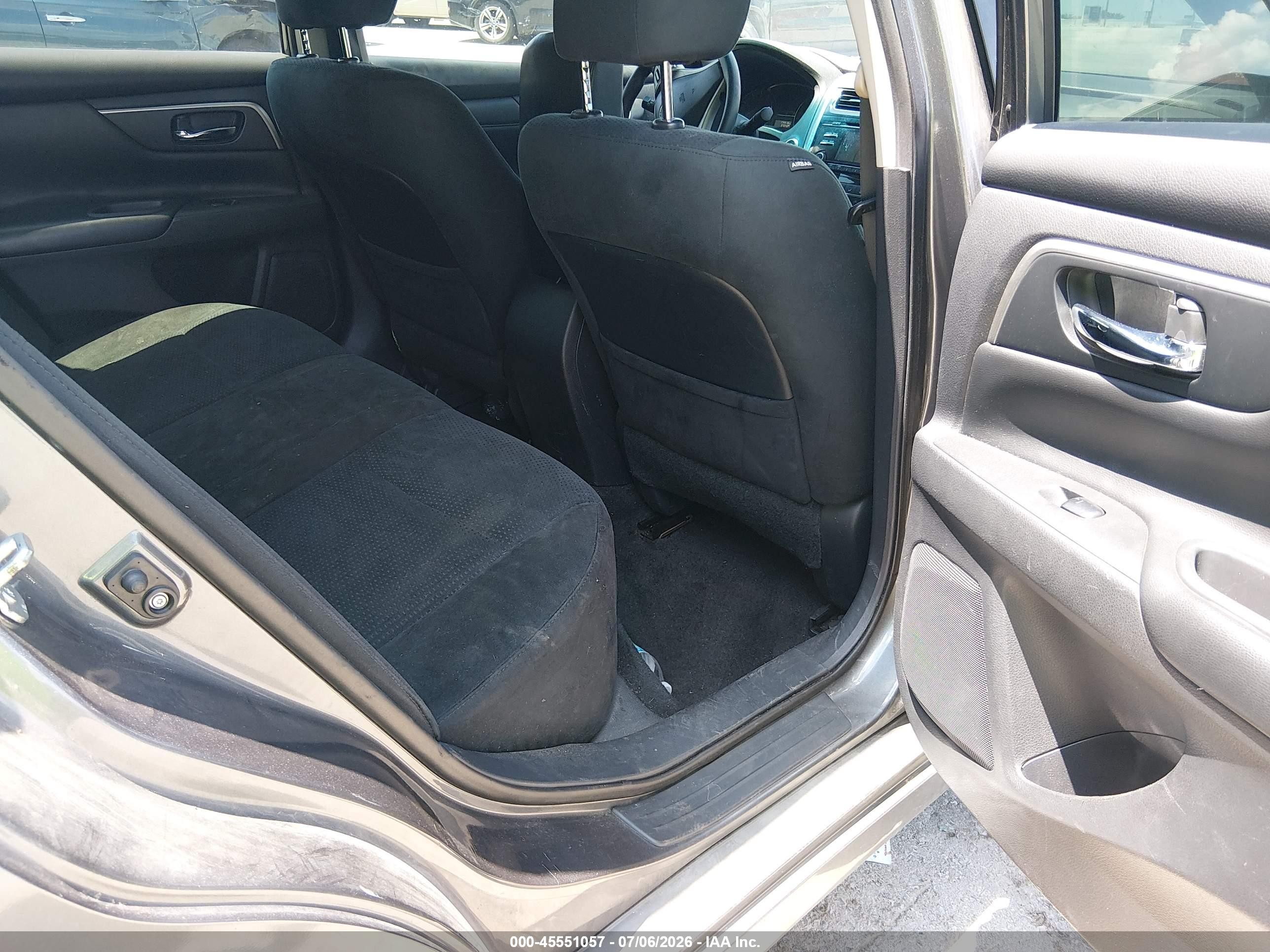 2015 Nissan Altima 2.5 S Gray vin: 1N4AL3AP8FN903118