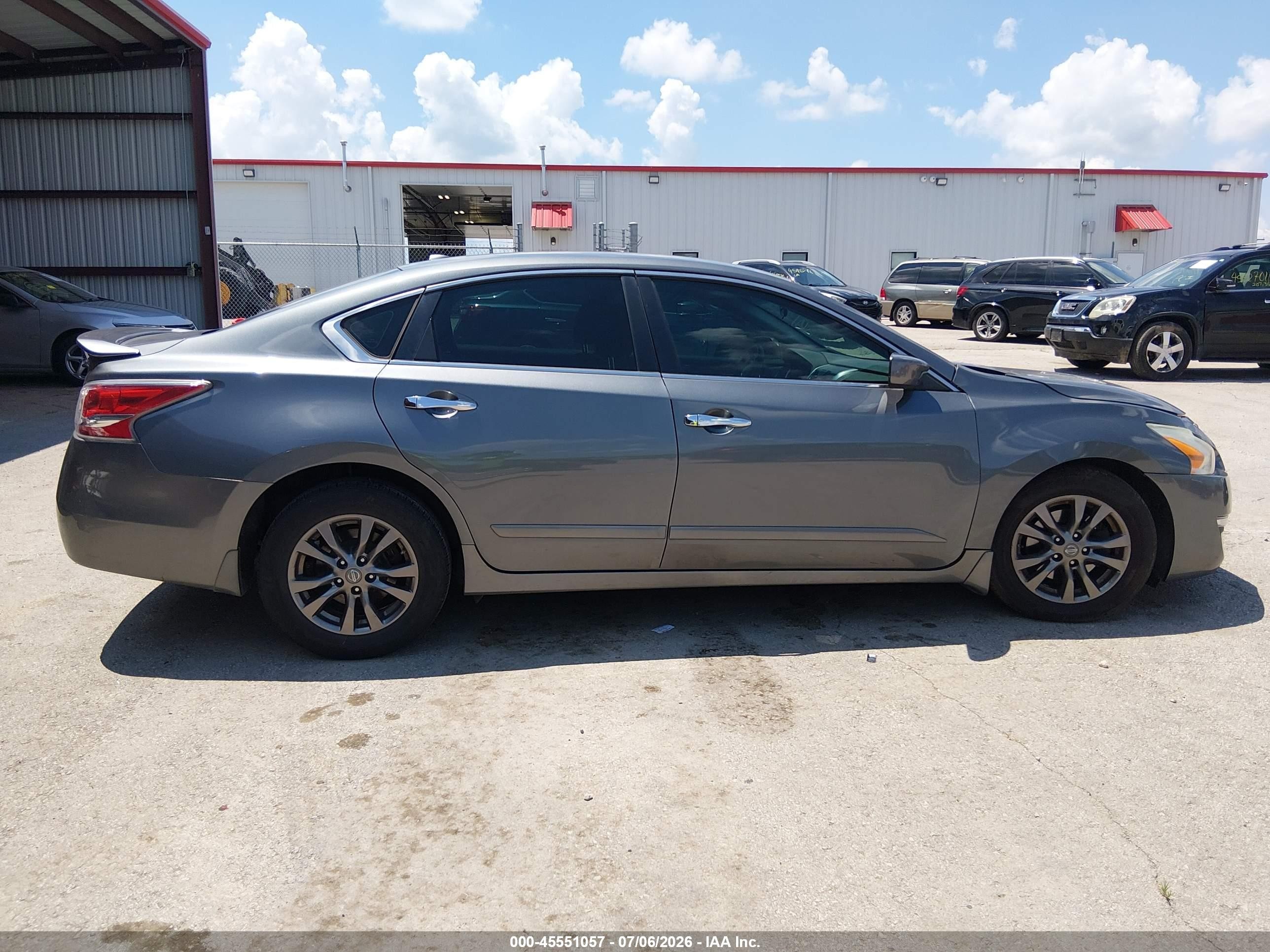2015 Nissan Altima 2.5 S Gray vin: 1N4AL3AP8FN903118