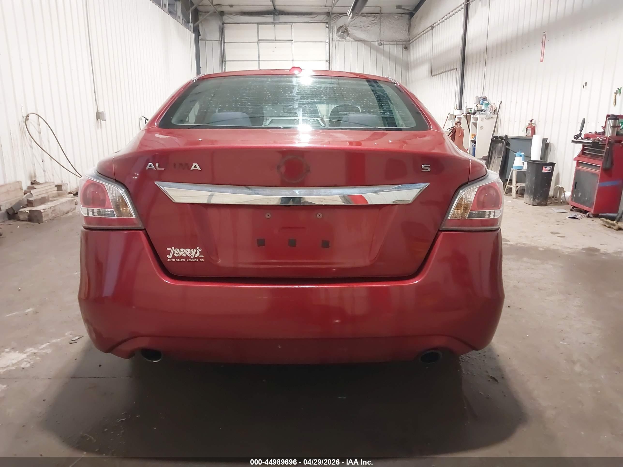 2015 Nissan Altima 2.5/2.5 S/2.5 Sl/2.5 Sv Red vin: 1N4AL3AP8FN903913