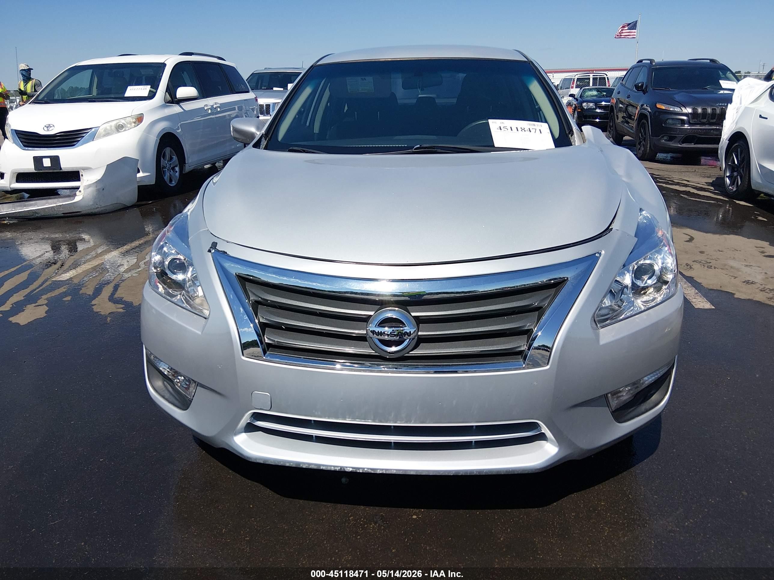 2015 Nissan Altima 2.5 S Silver vin: 1N4AL3AP8FN907329