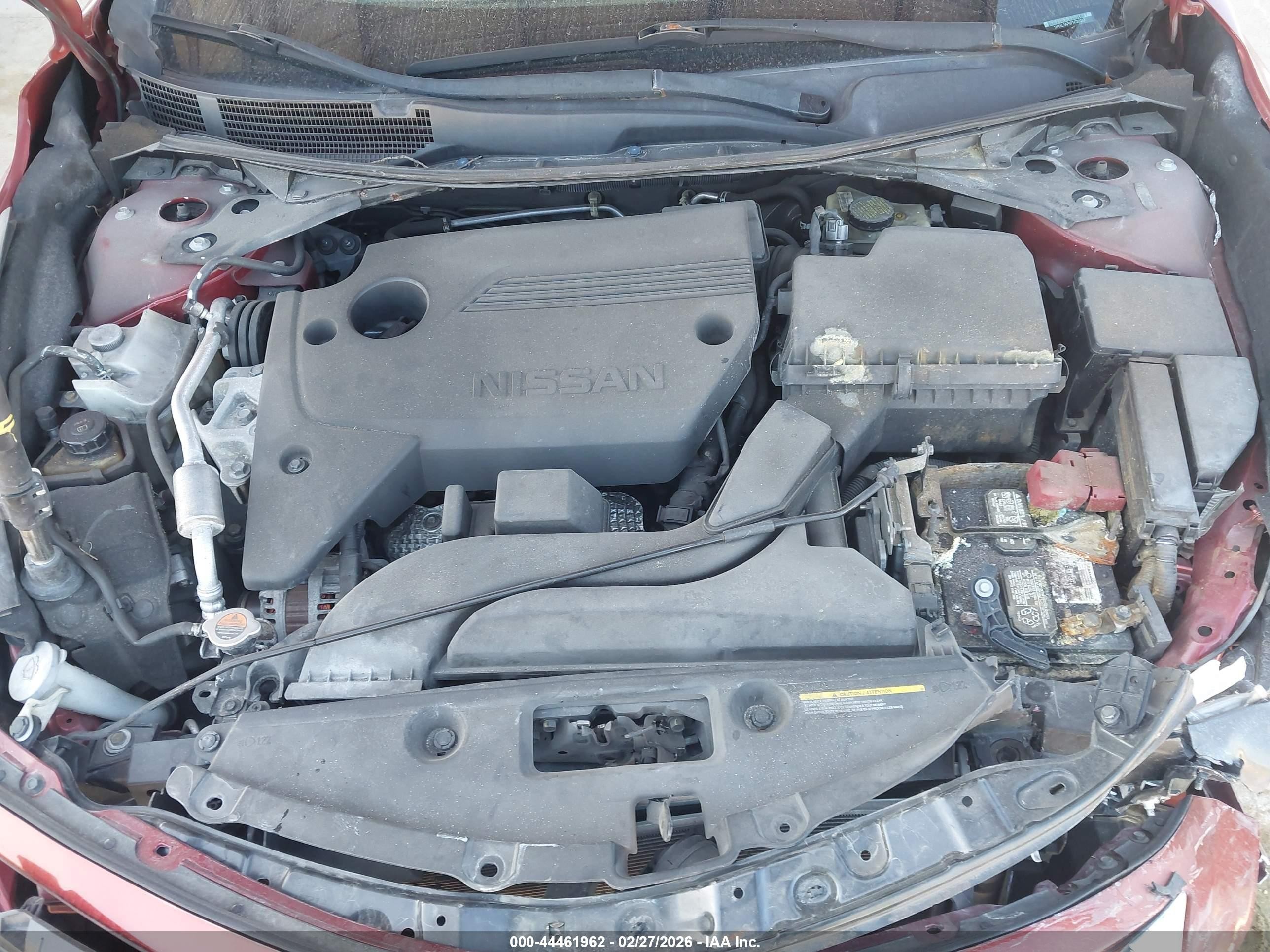 2015 Nissan Altima 2.5 S Red vin: 1N4AL3AP8FN920033