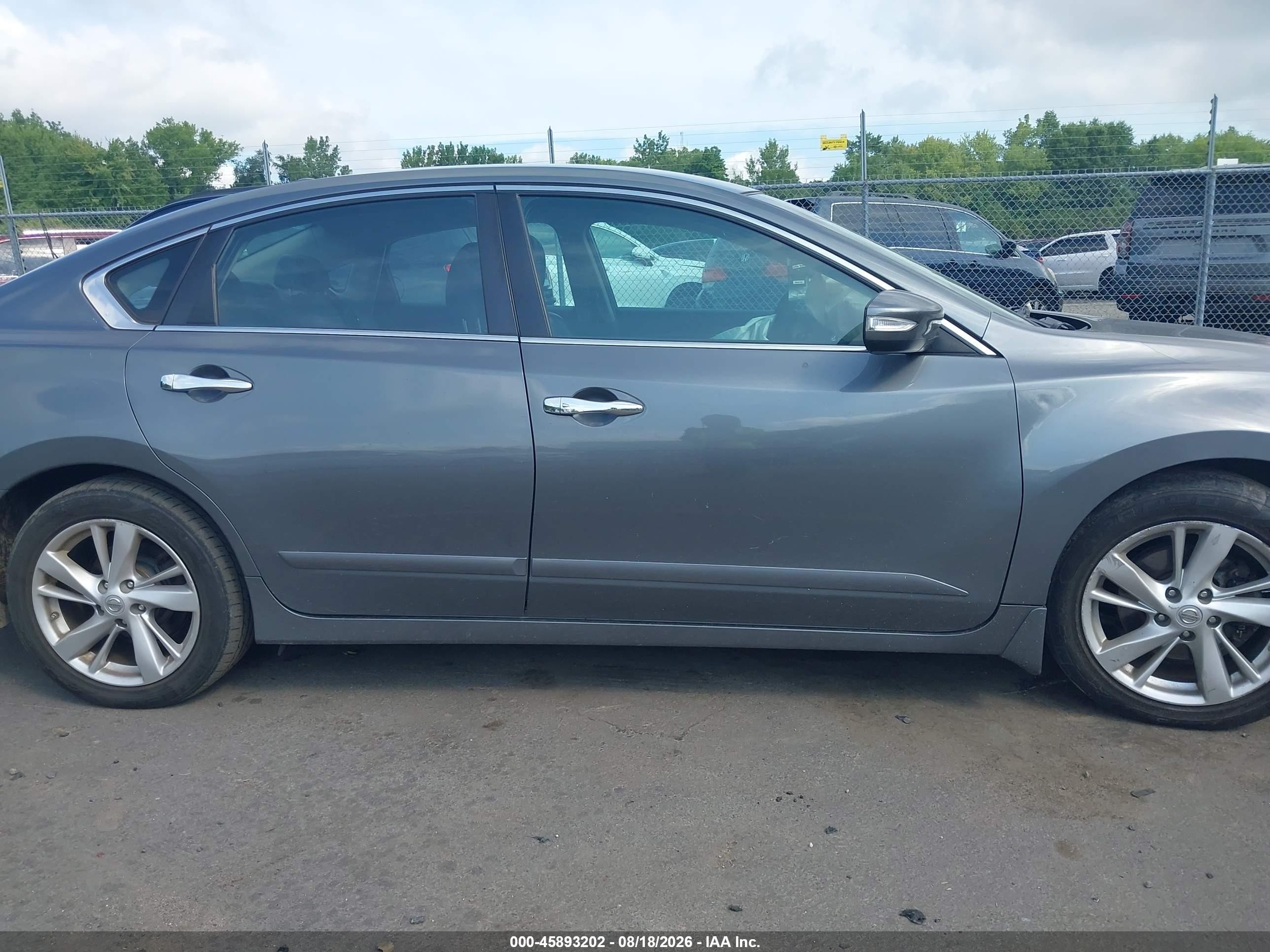 2015 Nissan Altima 2.5 Sl Серый vin: 1N4AL3AP8FN921750