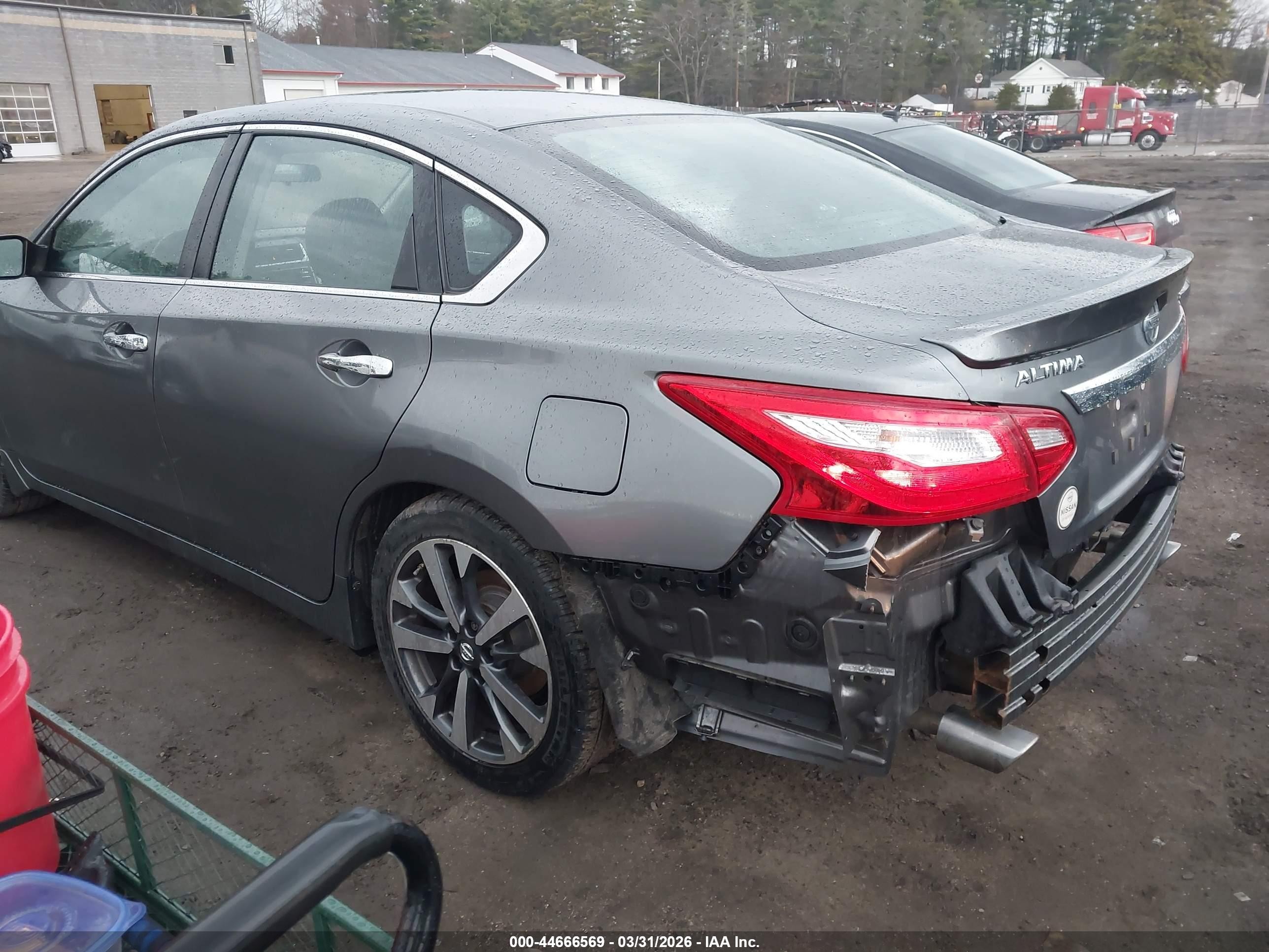 2016 Nissan Altima 2.5 Sr Серый vin: 1N4AL3AP8GC128865
