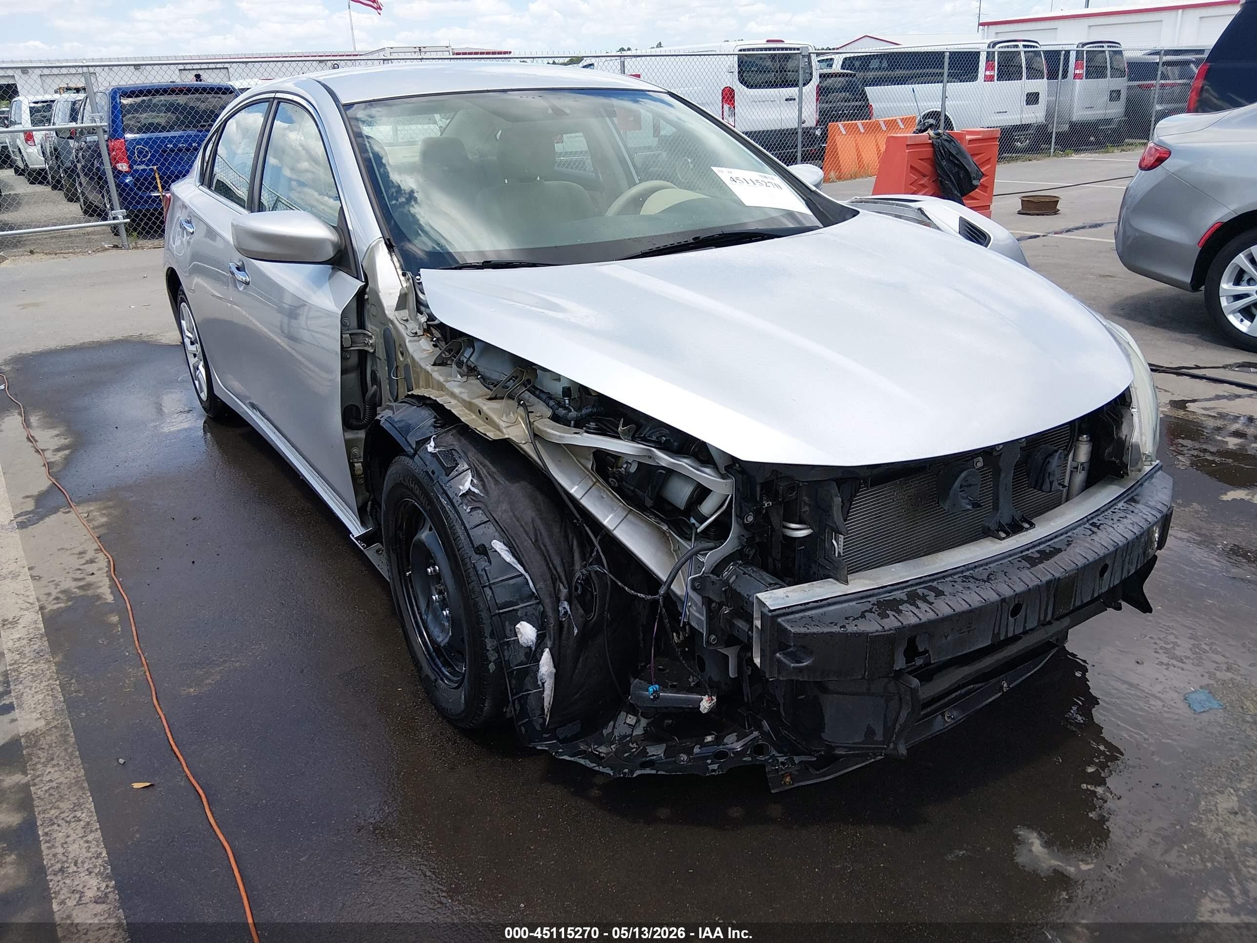 2016 Nissan Altima 2.5 S Серебряный vin: 1N4AL3AP8GN306133