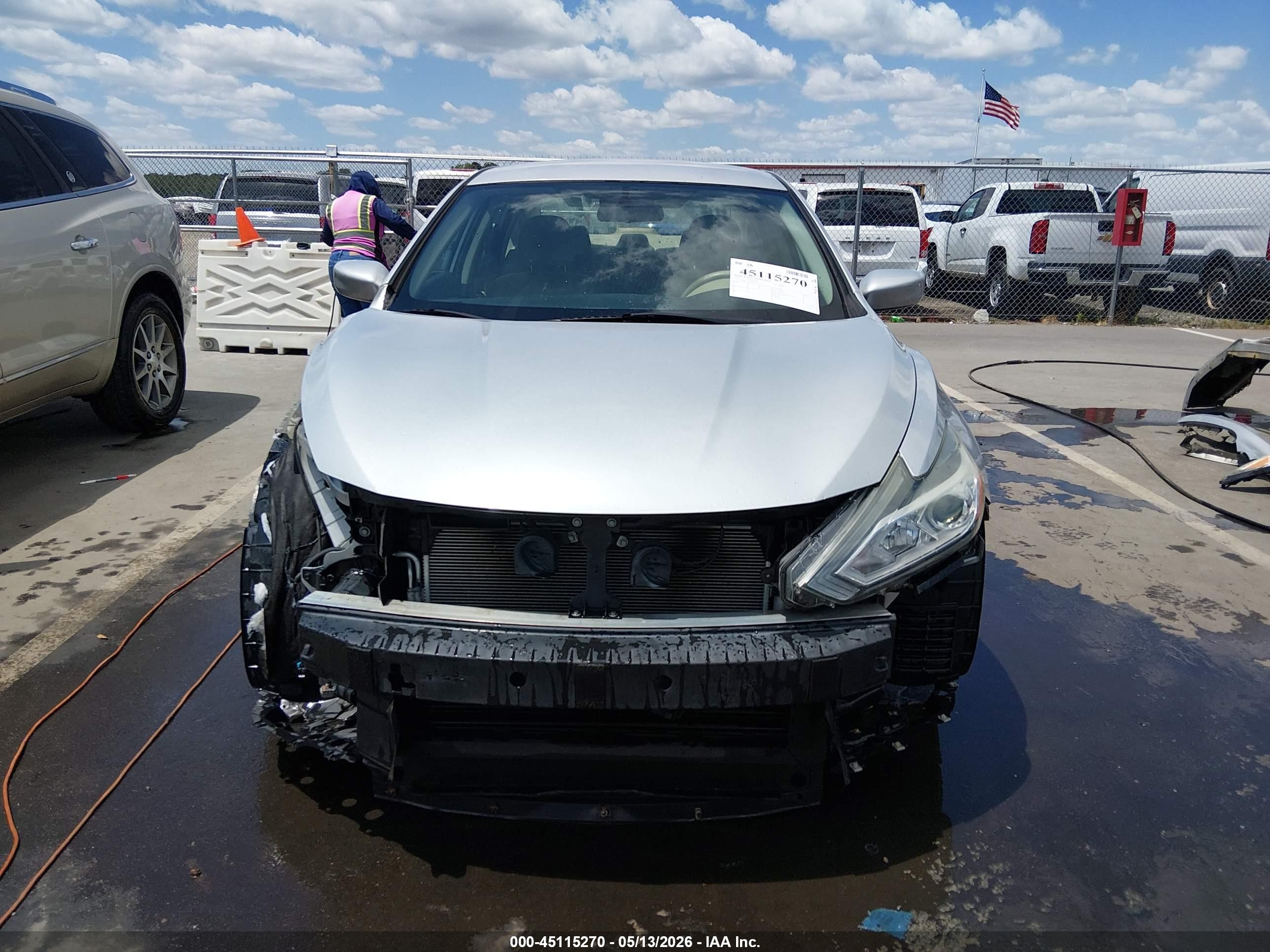 2016 Nissan Altima 2.5 S Серебряный vin: 1N4AL3AP8GN306133