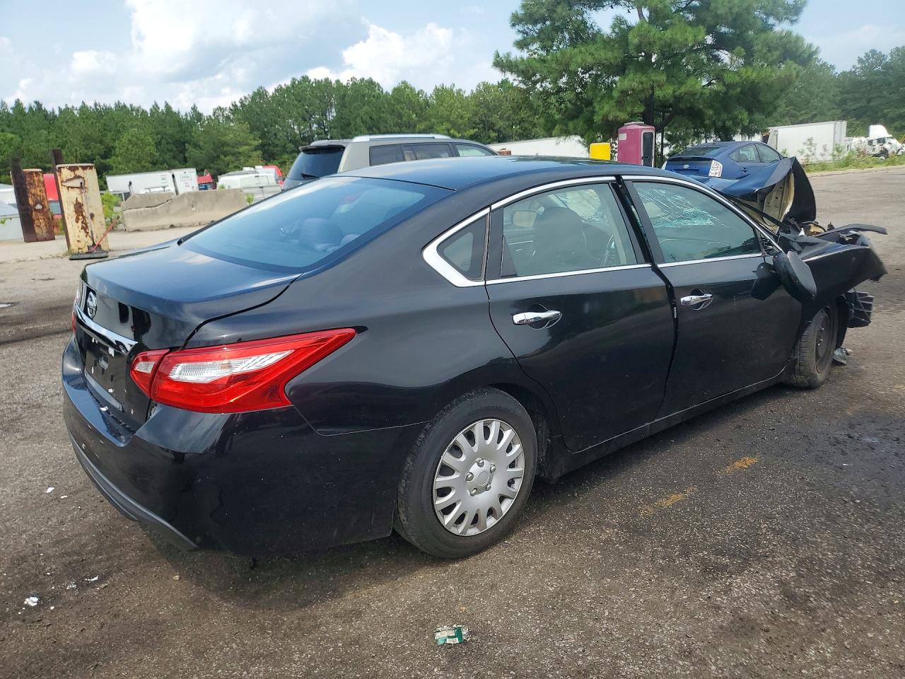 2016 Nissan Altima 2.5 S Black vin: 1N4AL3AP8GN350259