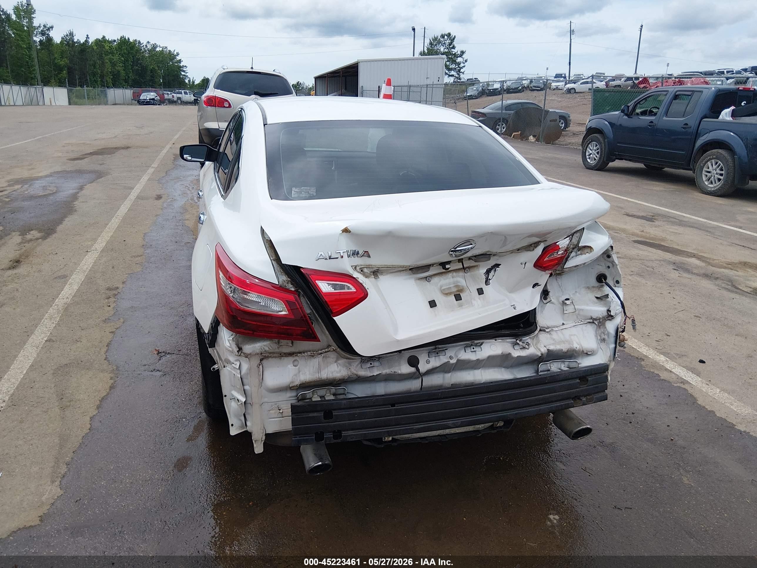 2016 Nissan Altima 2.5/2.5 S/2.5 Sl/2.5 Sr/2.5 Sv White vin: 1N4AL3AP8GN350732