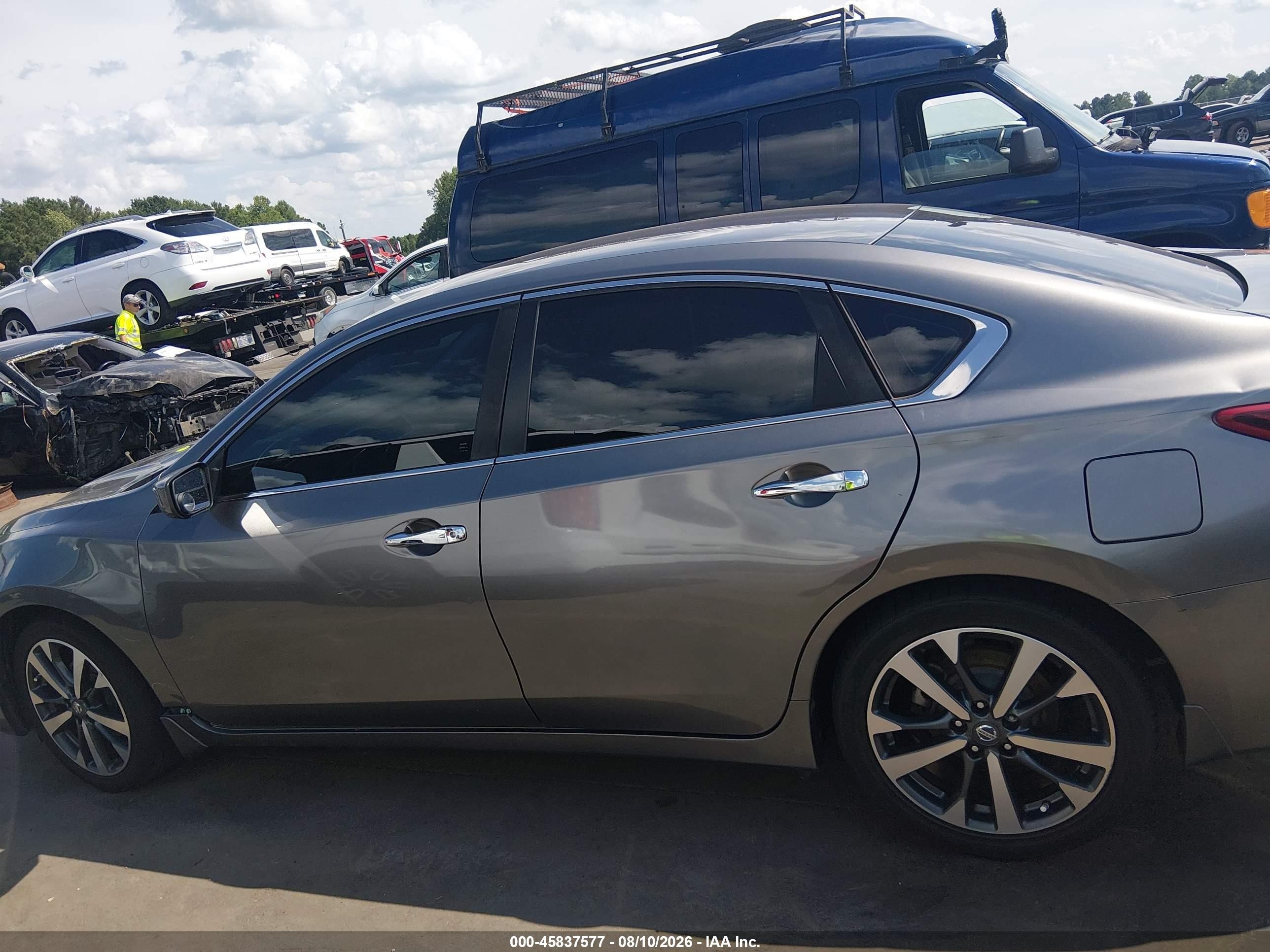 2017 Nissan Altima 2.5 Sr Black vin: 1N4AL3AP8HC127572