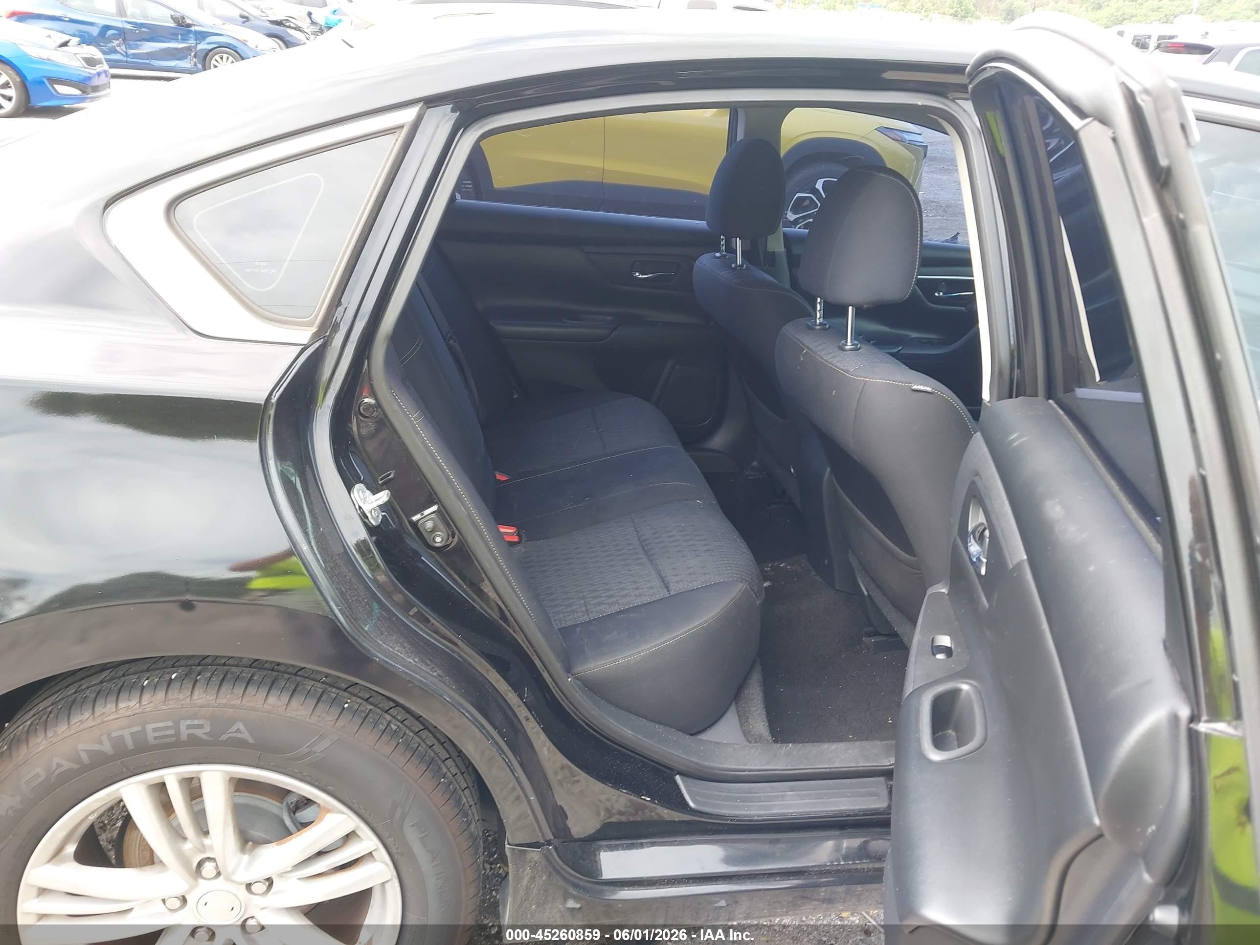 2017 Nissan Altima 2.5 S Черный vin: 1N4AL3AP8HC147790