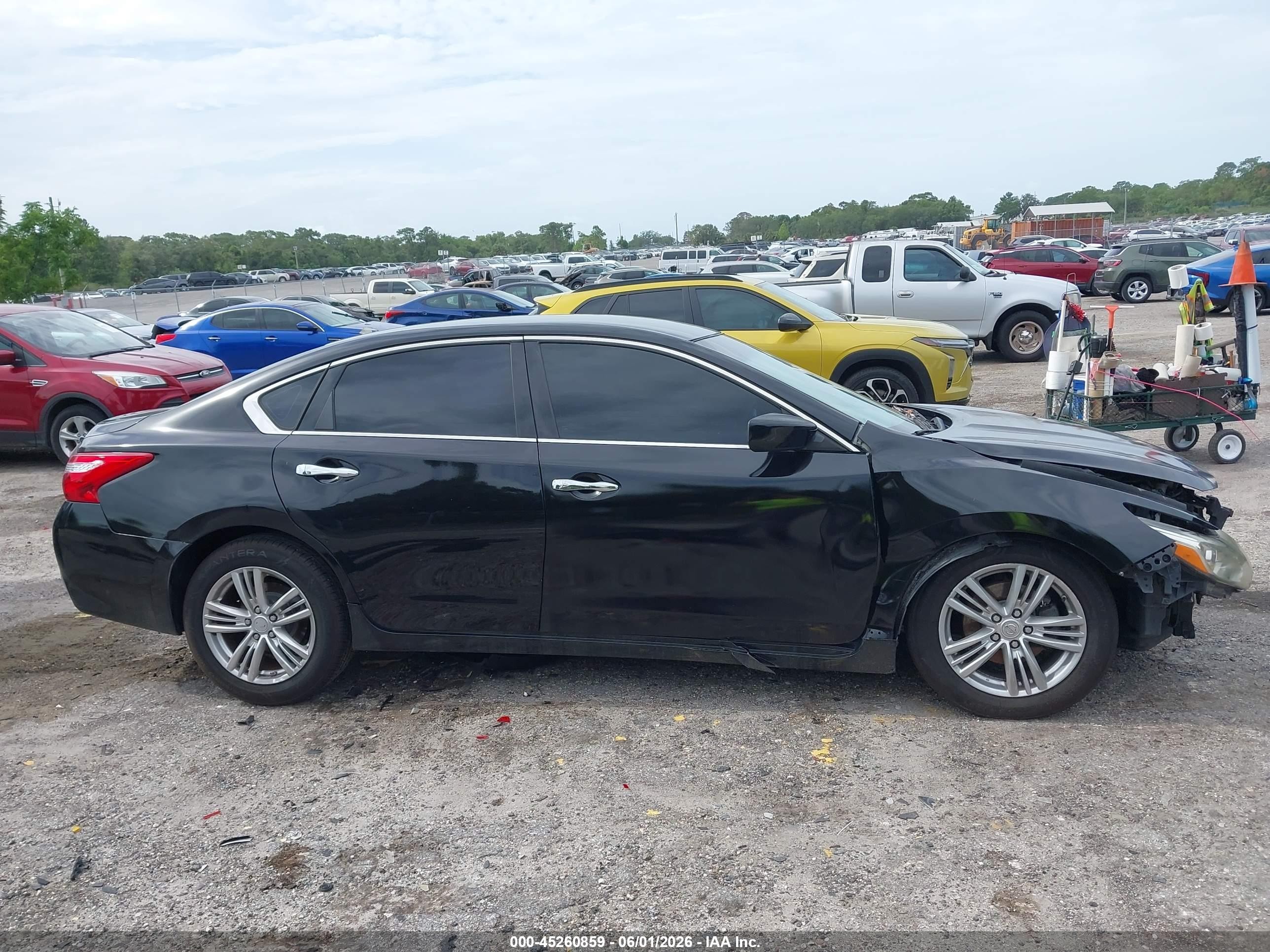 2017 Nissan Altima 2.5 S Черный vin: 1N4AL3AP8HC147790