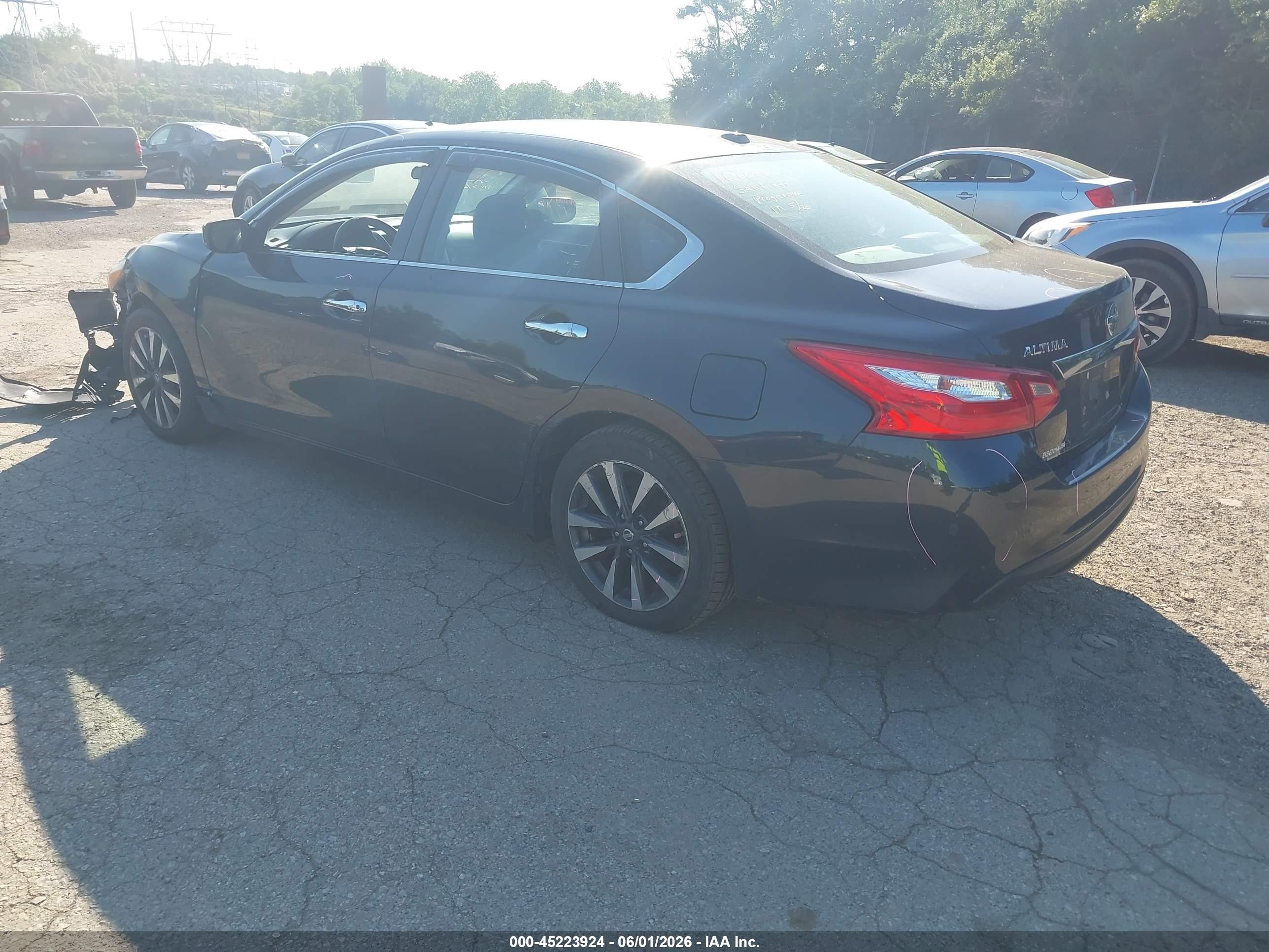 2017 Nissan Altima 2.5 Sv Black vin: 1N4AL3AP8HC292683