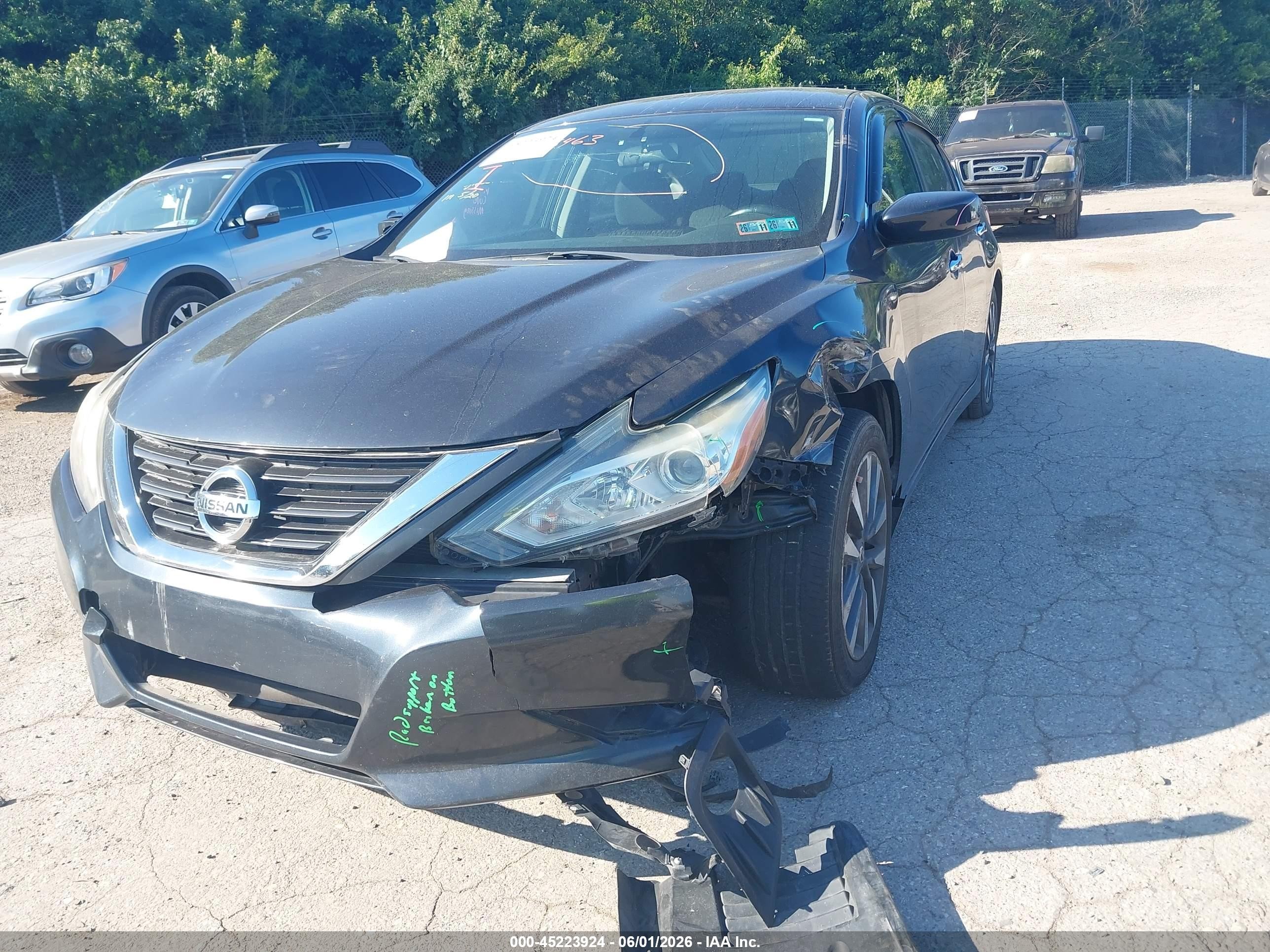 2017 Nissan Altima 2.5 Sv Black vin: 1N4AL3AP8HC292683
