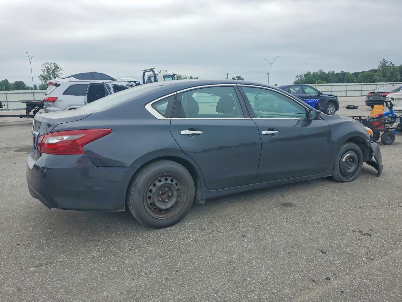 2018 Nissan Altima 2.5 S Черный vin: 1N4AL3AP8JC226897