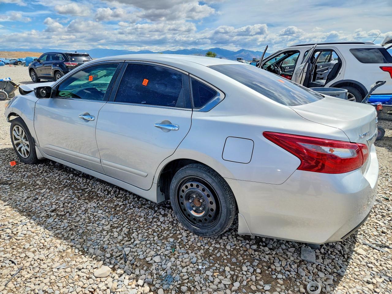 2018 Nissan Altima 2.5 S Silver vin: 1N4AL3AP8JC262413