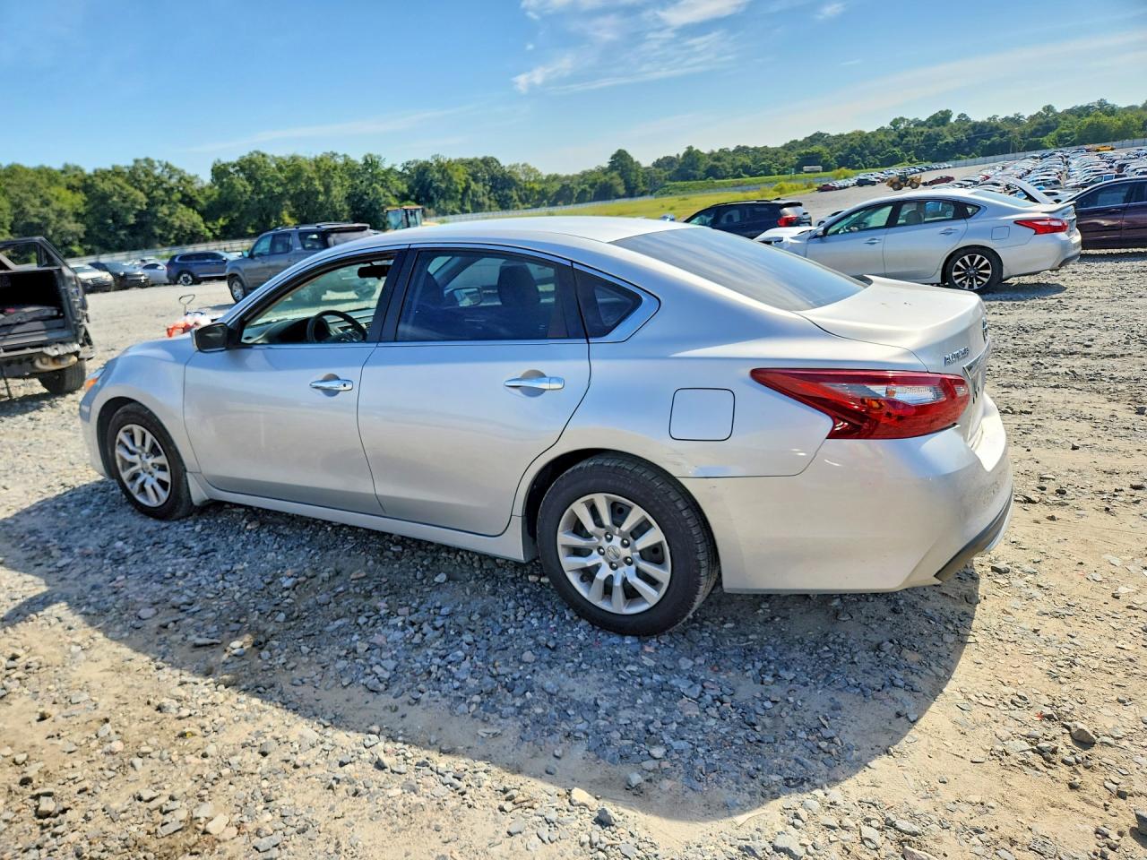 2018 Nissan Altima 2.5 S Silver vin: 1N4AL3AP8JC470484