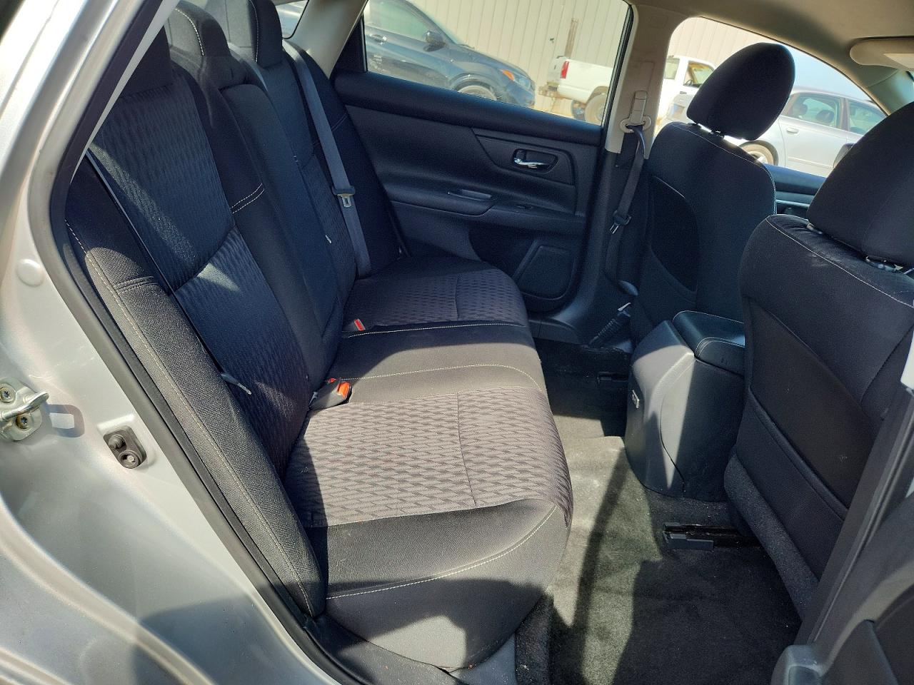 2018 Nissan Altima 2.5 S Silver vin: 1N4AL3AP8JC470484
