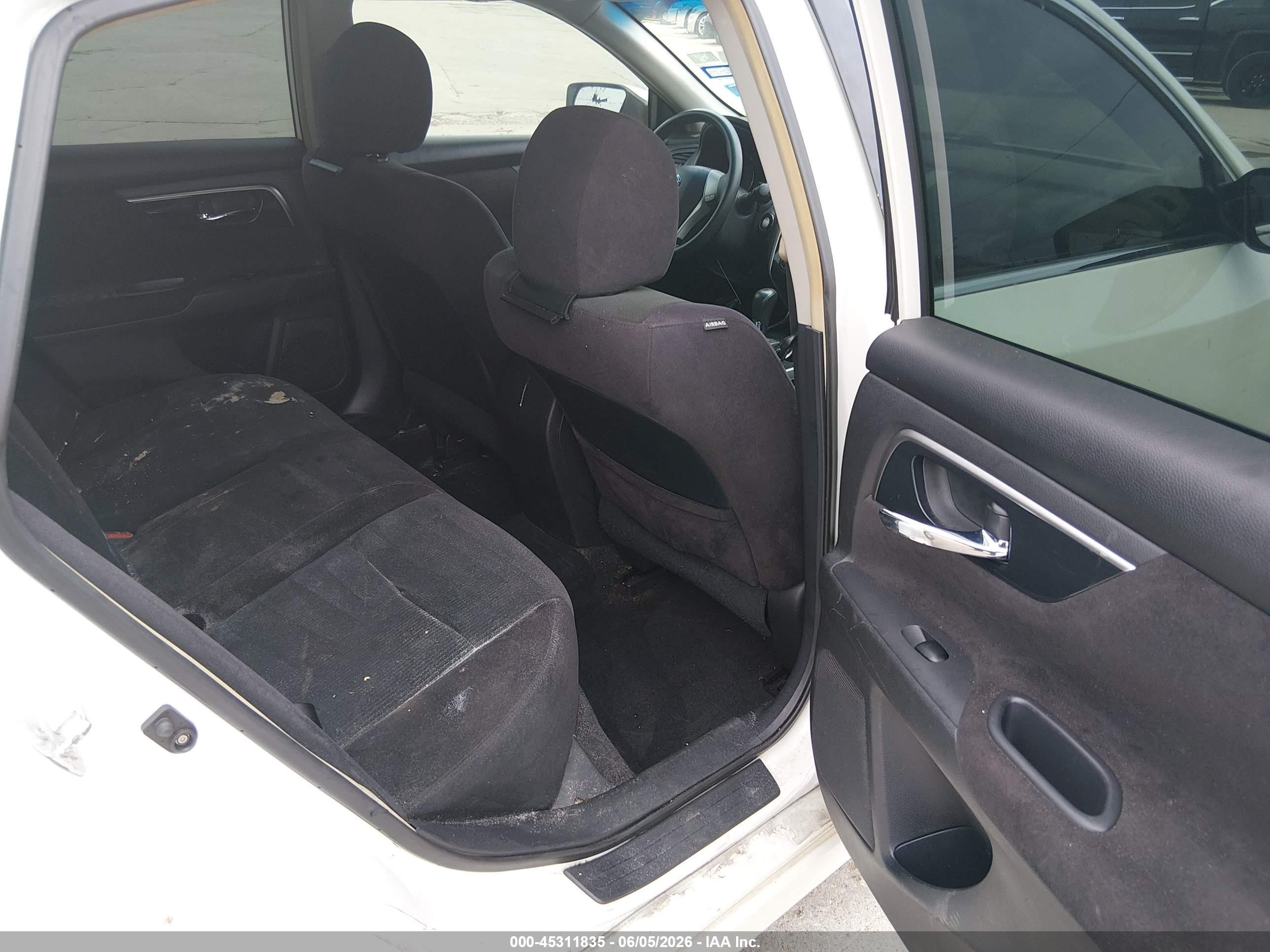2013 Nissan Altima 2.5 White vin: 1N4AL3AP9DC132760