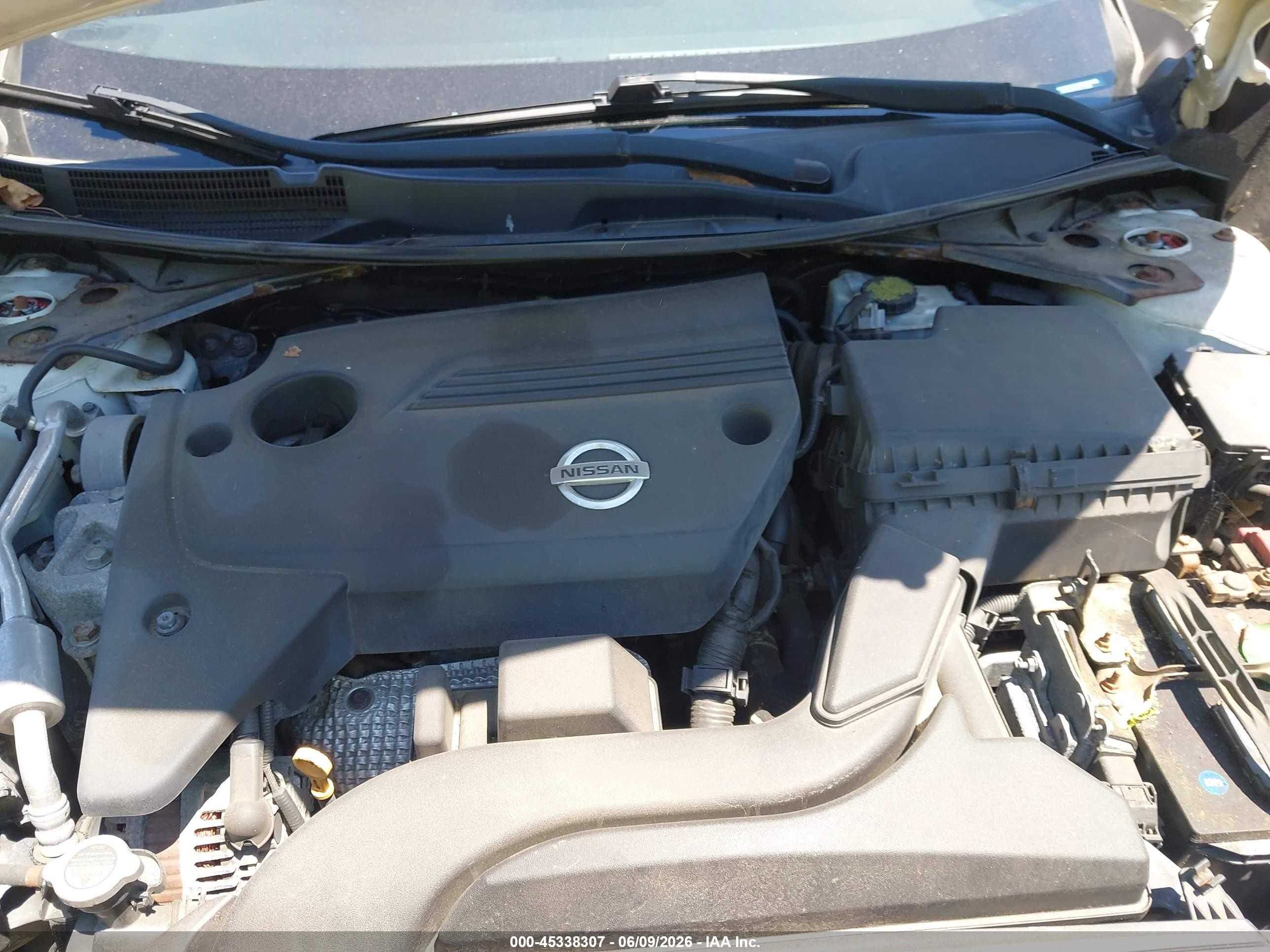 2013 Nissan Altima 2.5 Sv Белый vin: 1N4AL3AP9DC173891