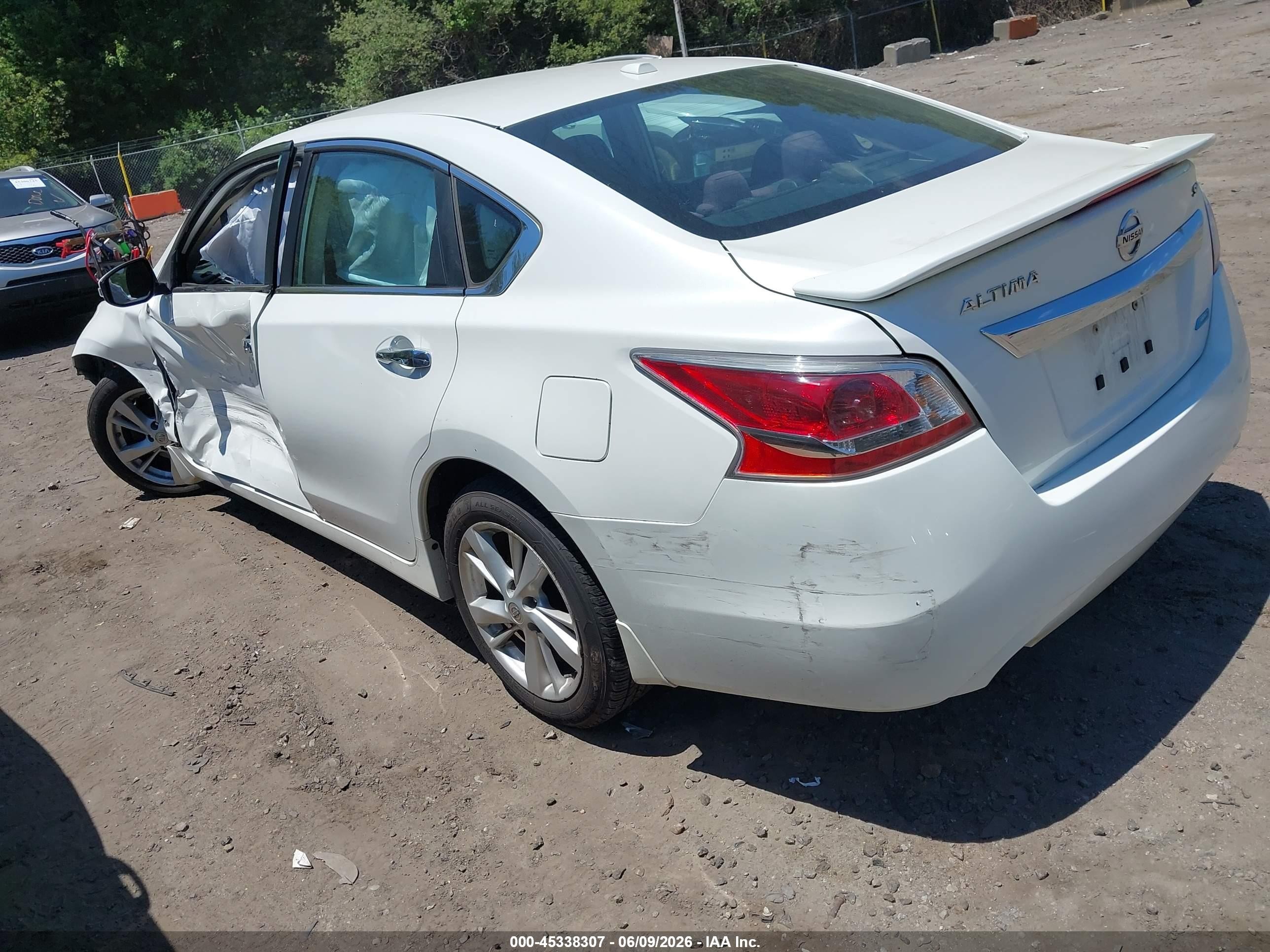 2013 Nissan Altima 2.5 Sv Белый vin: 1N4AL3AP9DC173891