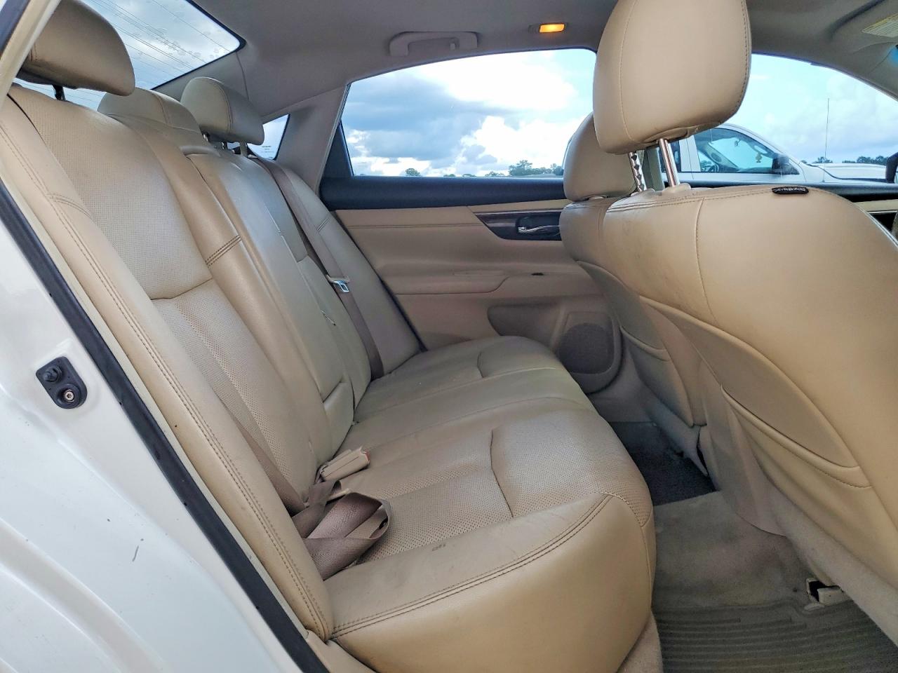 2013 Nissan Altima 2.5 Белый vin: 1N4AL3AP9DC196801