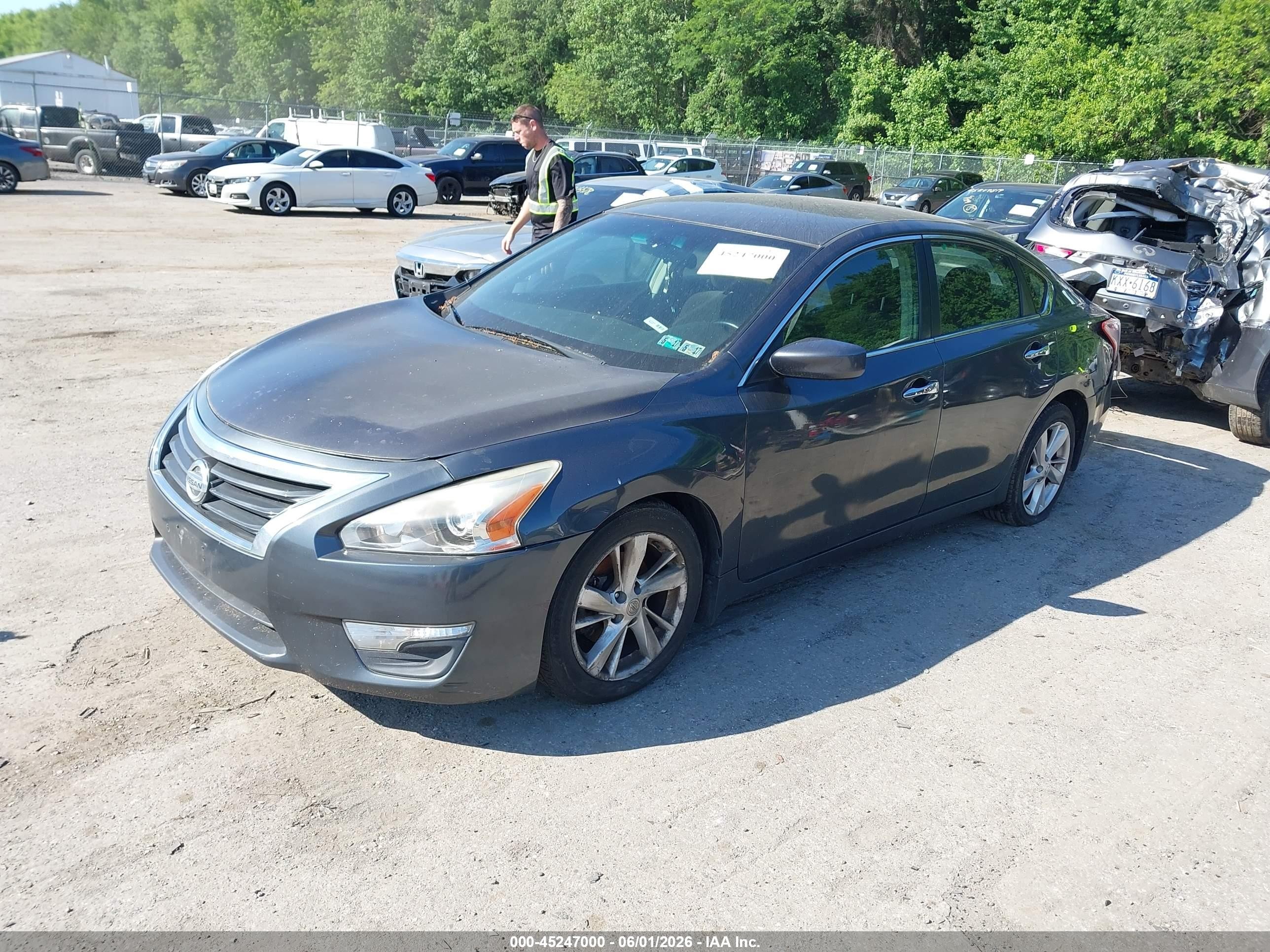 2013 Nissan Altima 2.5 Sv Серый vin: 1N4AL3AP9DC196894