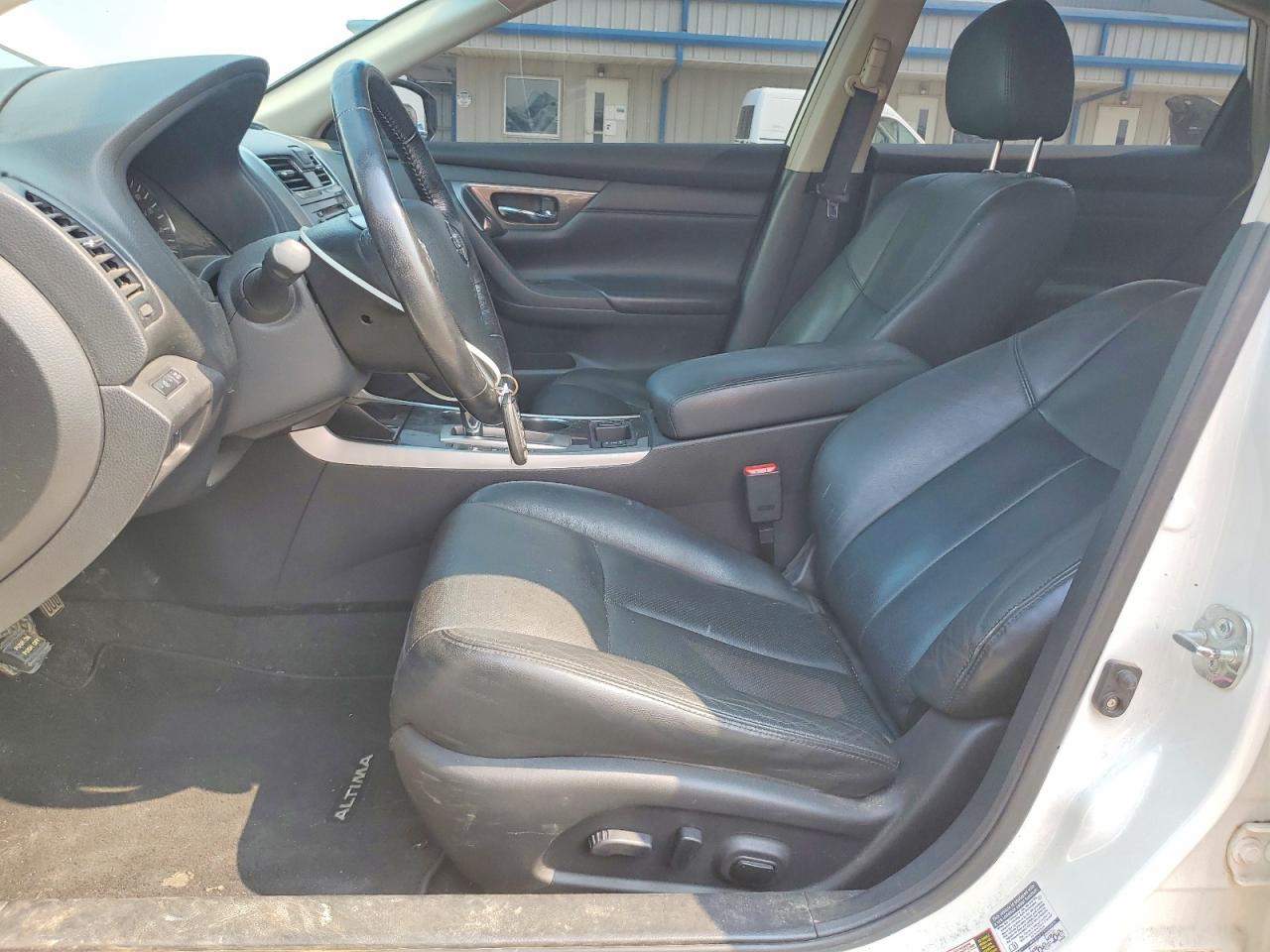2013 Nissan Altima 2.5 White vin: 1N4AL3AP9DC201673
