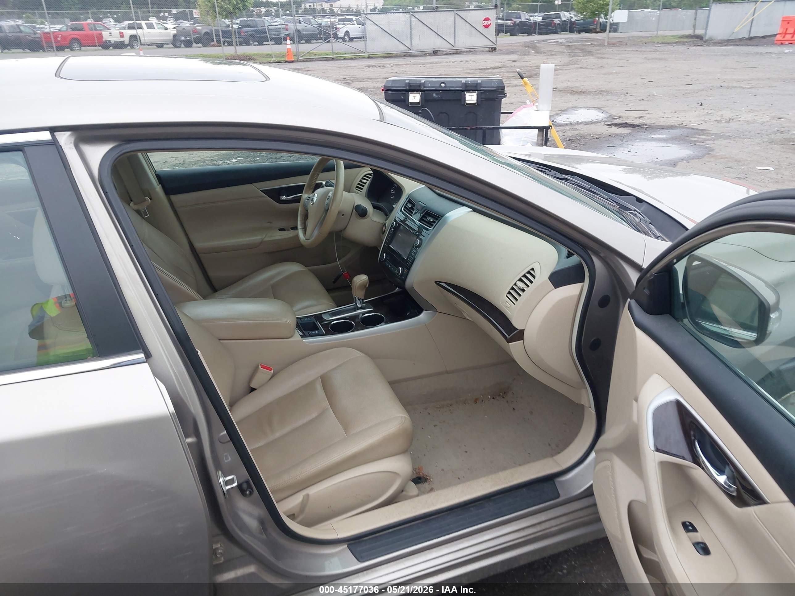 2013 Nissan Altima 2.5 Sl Золотой vin: 1N4AL3AP9DC209644