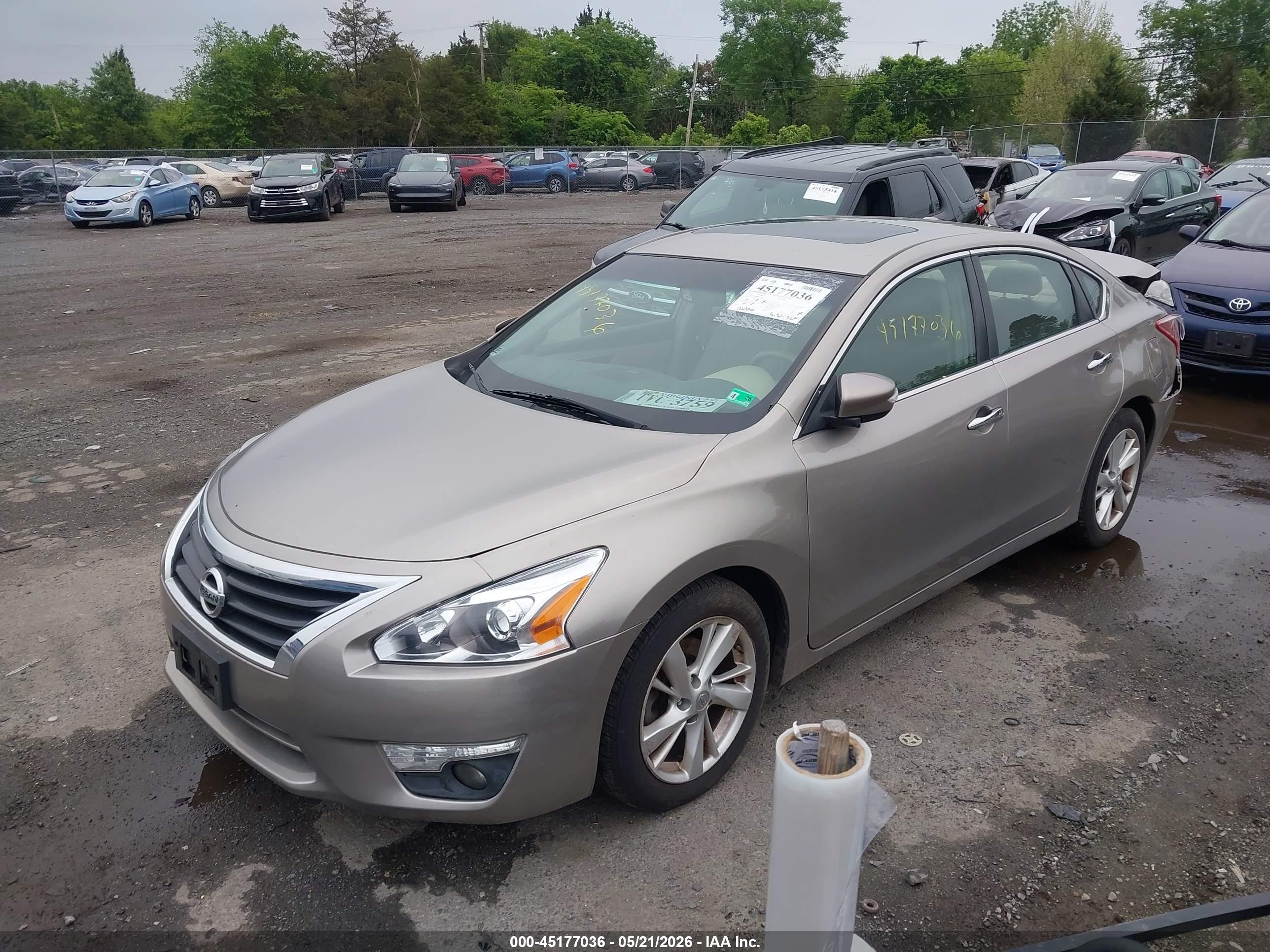 2013 Nissan Altima 2.5 Sl Золотой vin: 1N4AL3AP9DC209644