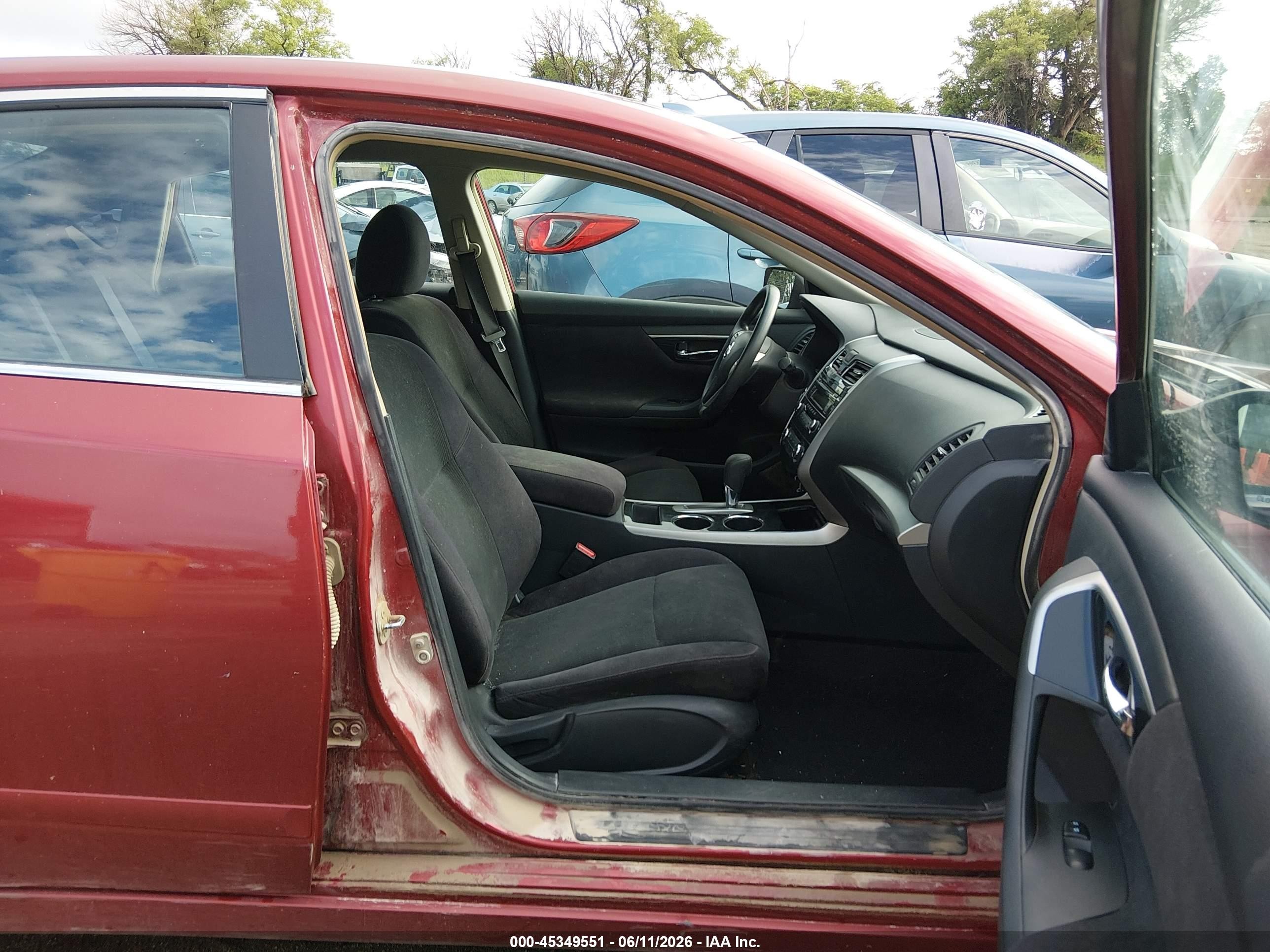 2013 Nissan Altima 2.5 S Red vin: 1N4AL3AP9DC245690