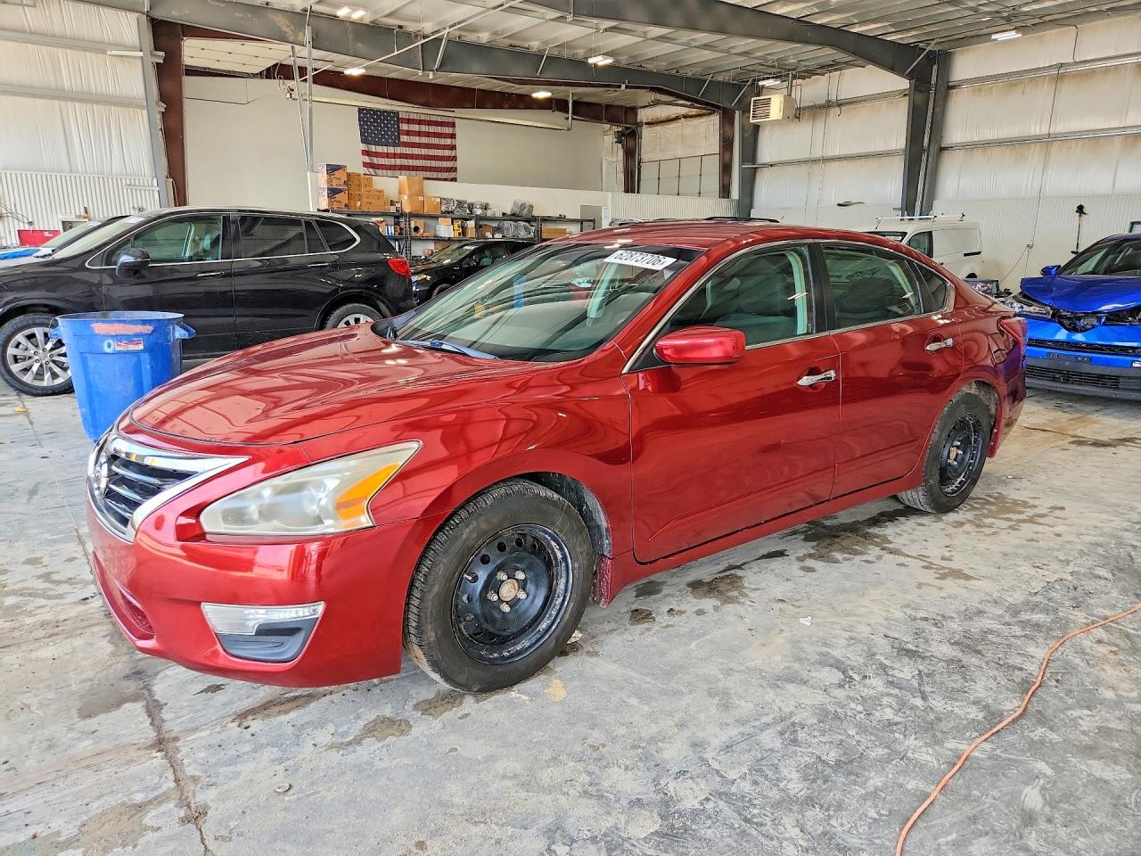 2013 Nissan Altima 2.5 Red vin: 1N4AL3AP9DC245690