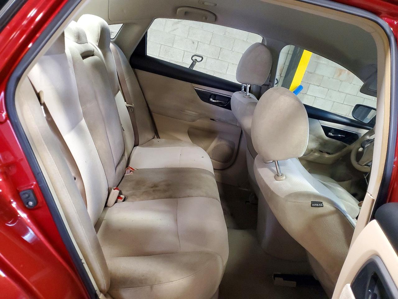2013 Nissan Altima 2.5 Red vin: 1N4AL3AP9DC249187