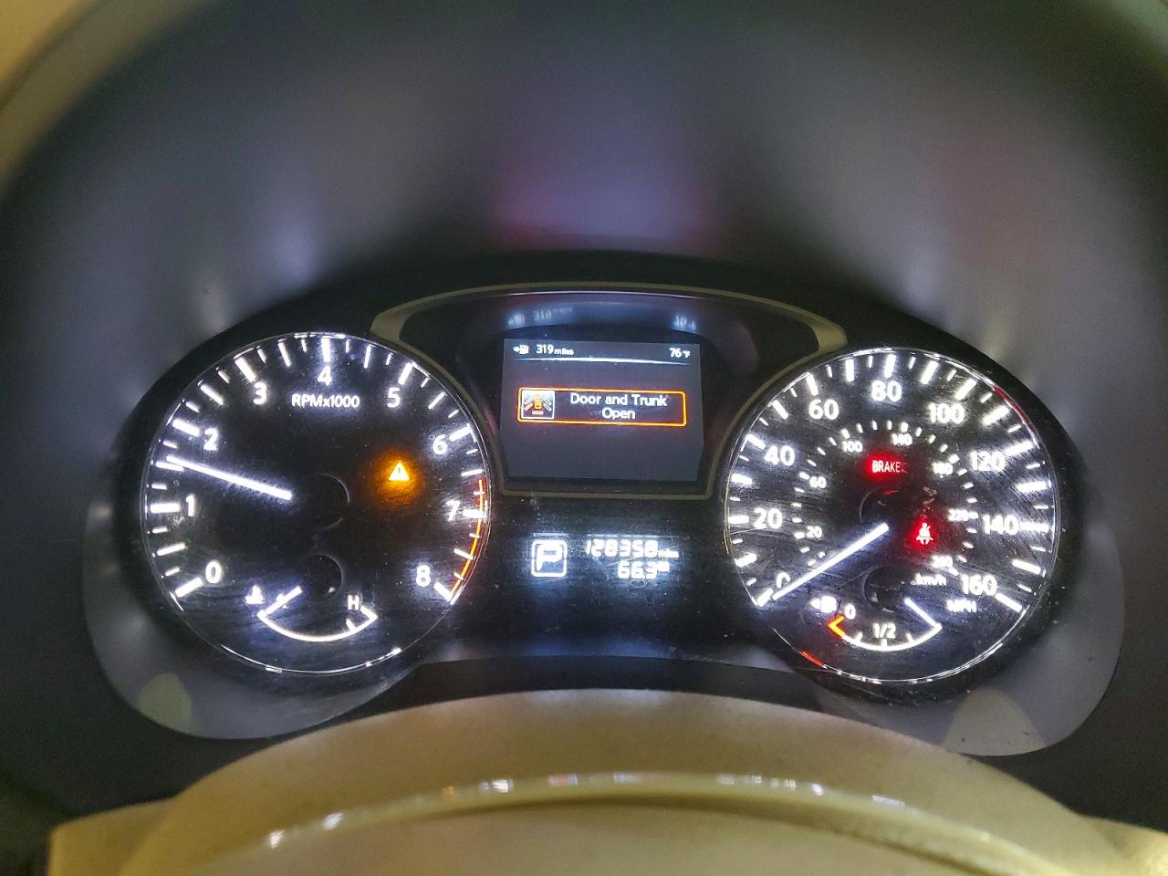 2013 Nissan Altima 2.5 Red vin: 1N4AL3AP9DC249187