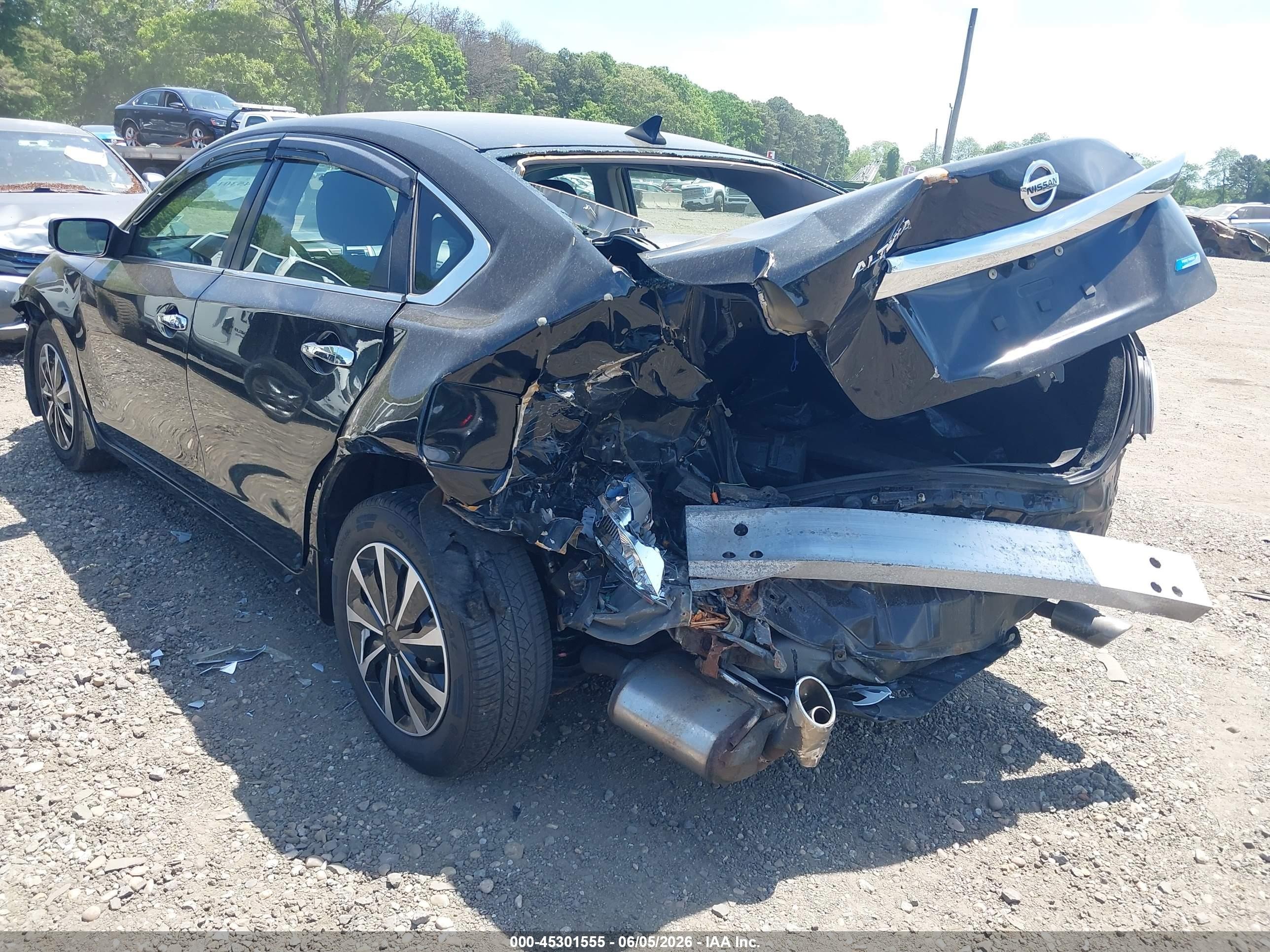 2013 Nissan Altima 2.5 S Black vin: 1N4AL3AP9DC254390