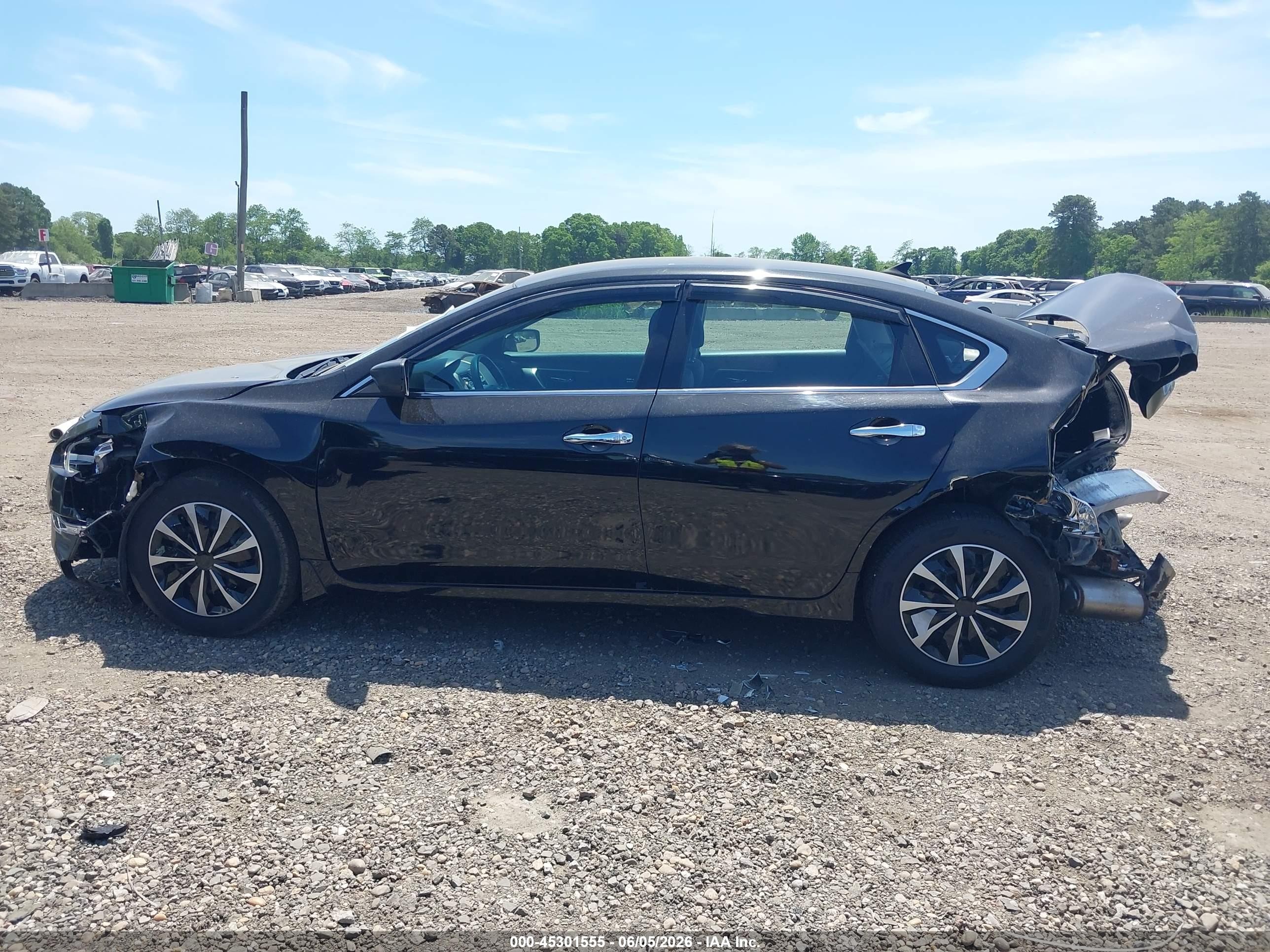 2013 Nissan Altima 2.5 S Black vin: 1N4AL3AP9DC254390