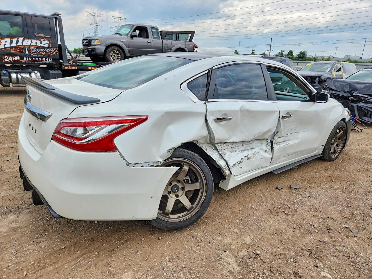 2013 Nissan Altima 2.5 Белый vin: 1N4AL3AP9DC258150