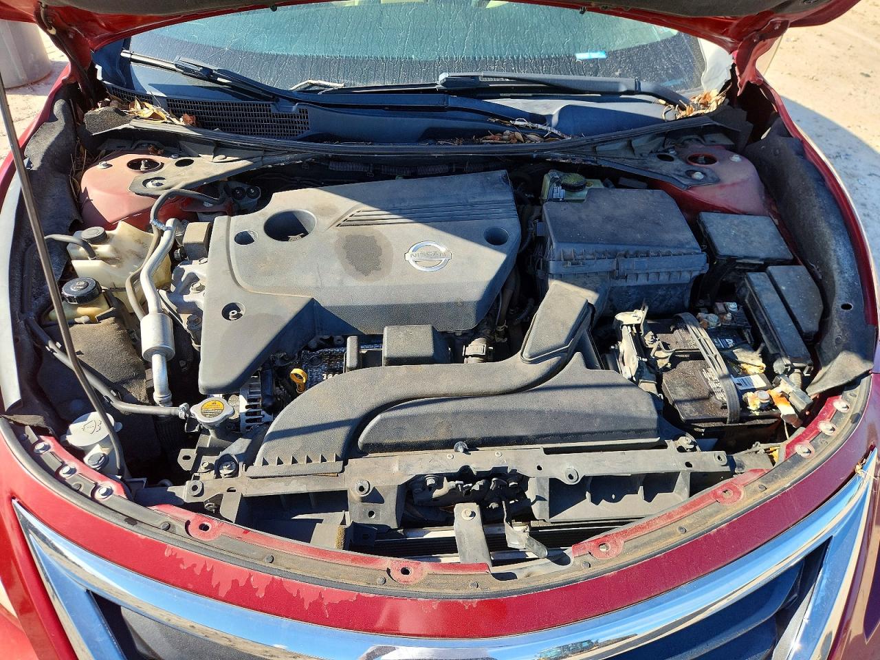 2013 Nissan Altima 2.5 Red vin: 1N4AL3AP9DC264384