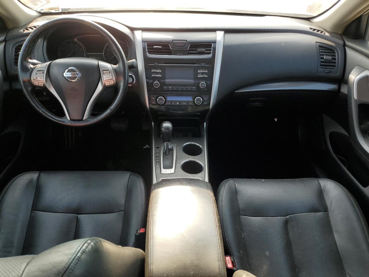 2013 Niss Altima White vin: 1N4AL3AP9DC280374
