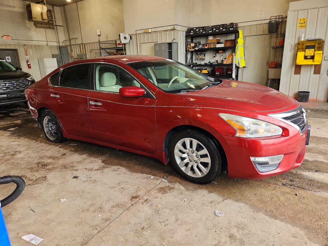 2013 Nissan Altima 2.5 Красный vin: 1N4AL3AP9DC918414