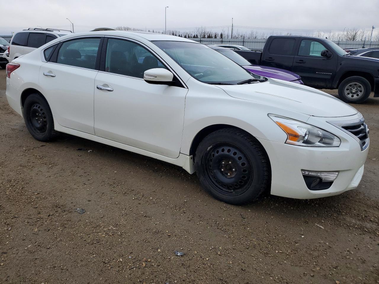 2013 Nissan Altima 2.5 S 4dr White vin: 1N4AL3AP9DN416068