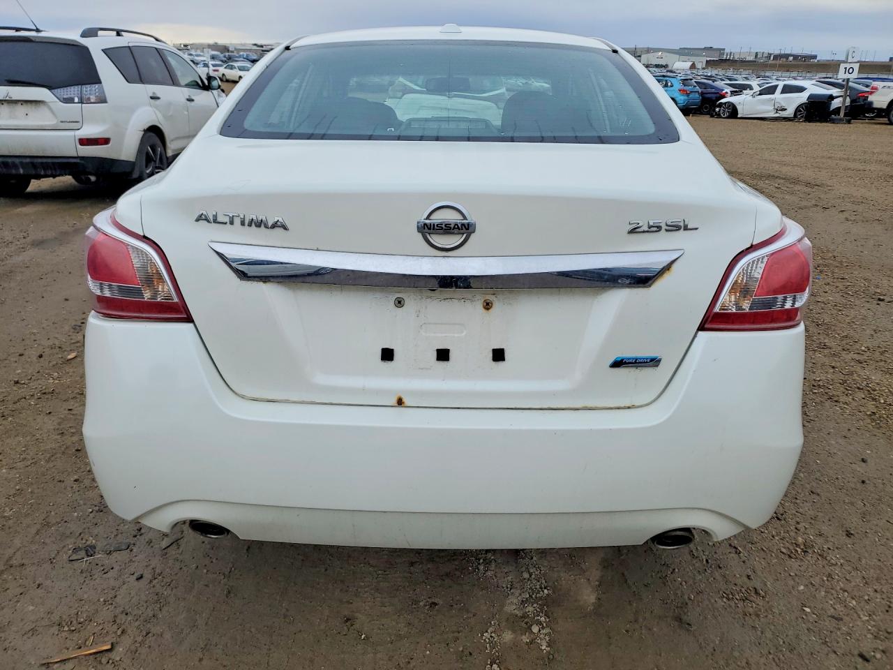 2013 Nissan Altima 2.5 S 4dr White vin: 1N4AL3AP9DN416068