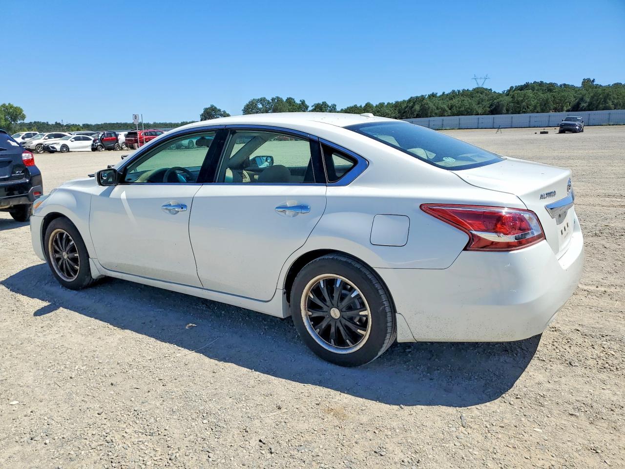 2013 Nissan Altima 2.5 White vin: 1N4AL3AP9DN435350