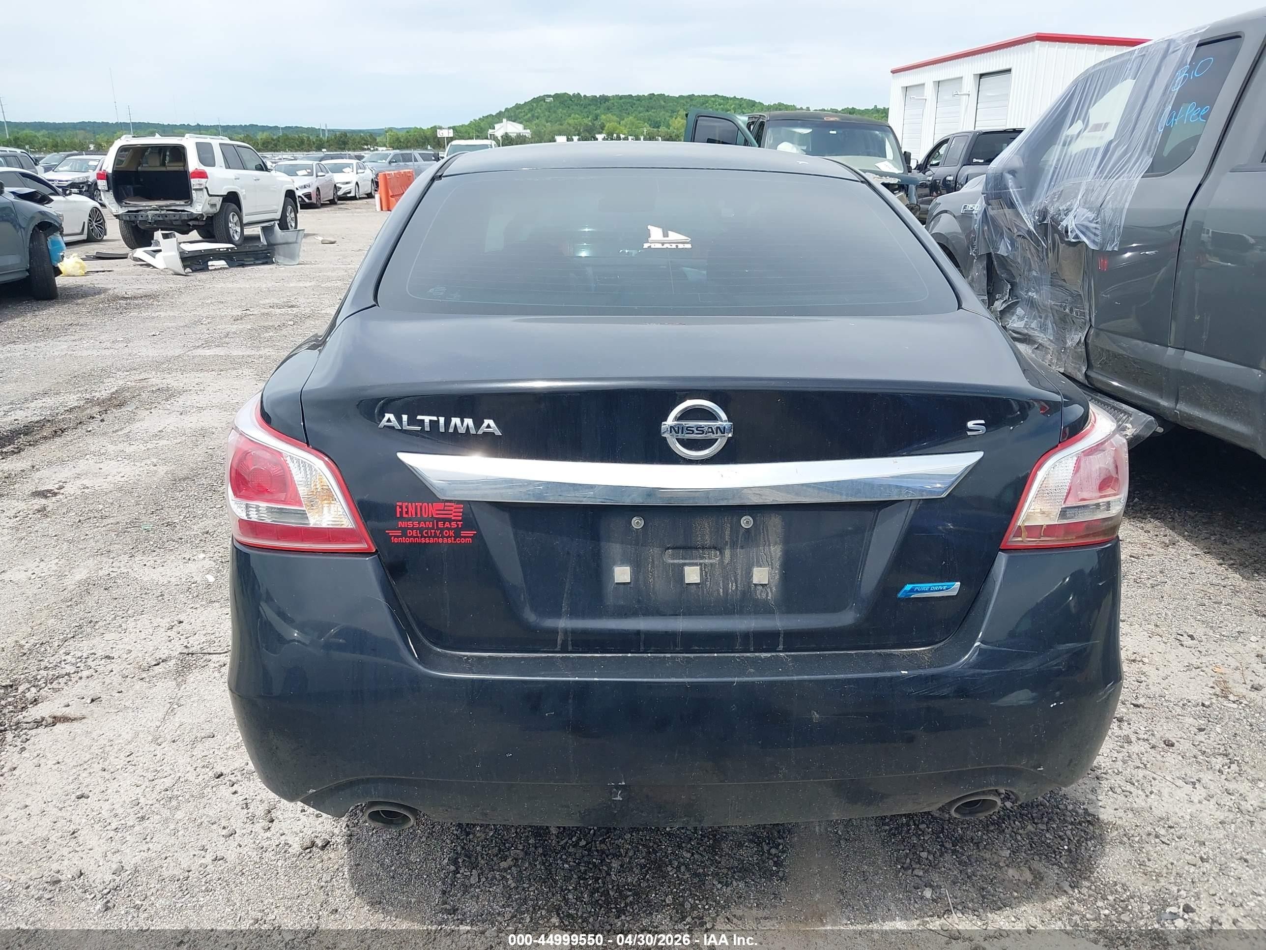 2013 Nissan Altima 2.5 S Черный vin: 1N4AL3AP9DN447949