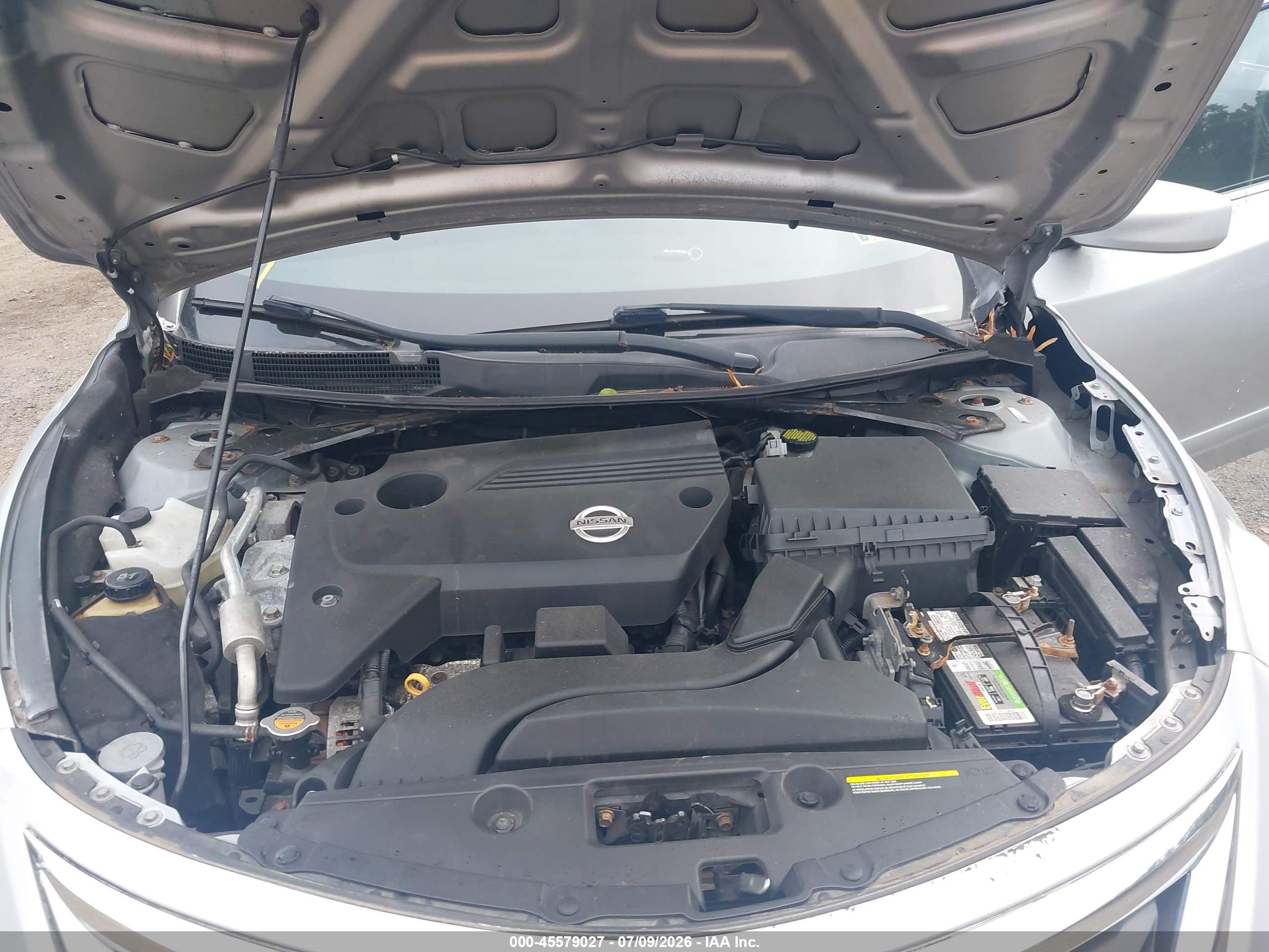 2013 Nissan Altima 2.5 S Silver vin: 1N4AL3AP9DN485746