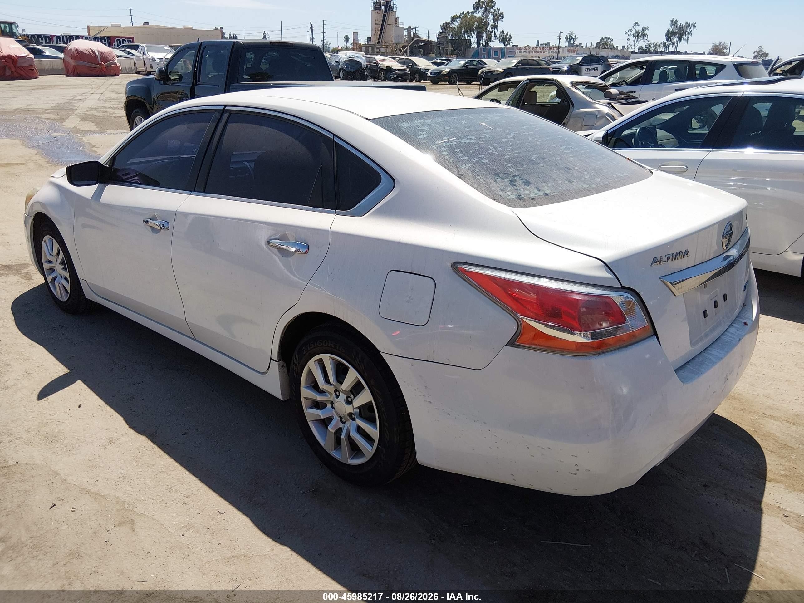 2013 Nissan Altima 2.5 S White vin: 1N4AL3AP9DN502139