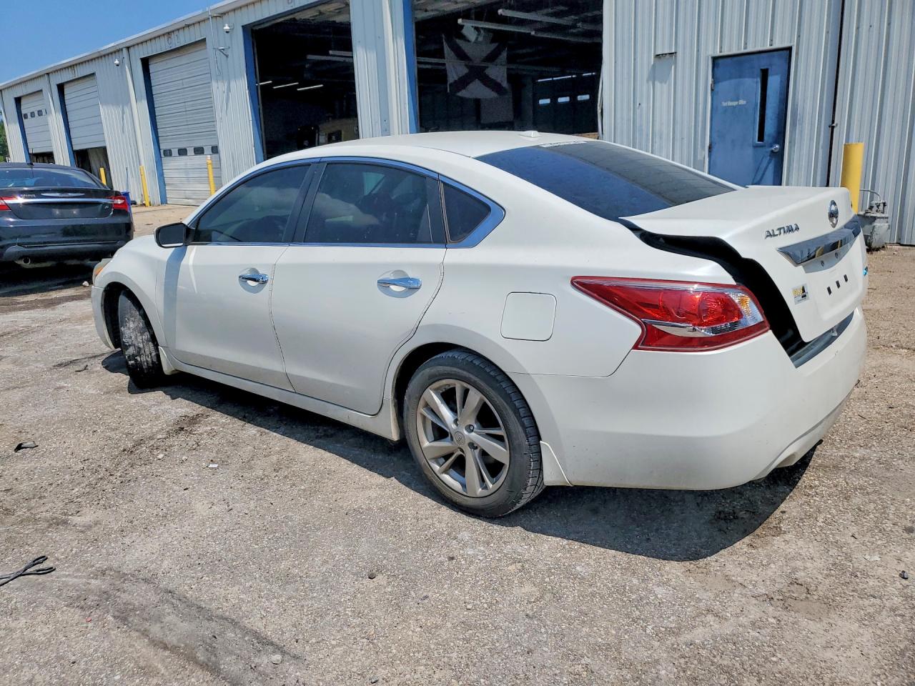 2013 Nissan Altima 2.5 White vin: 1N4AL3AP9DN502142